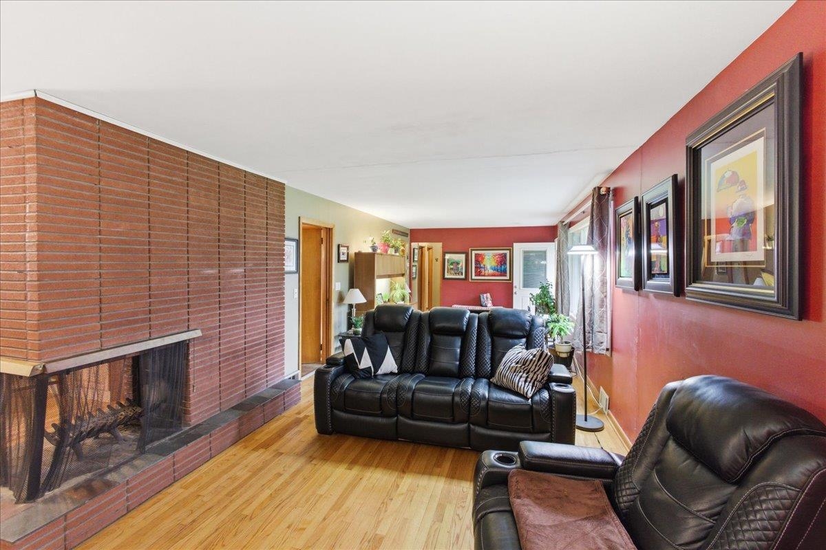 11 Wealthy Avenue