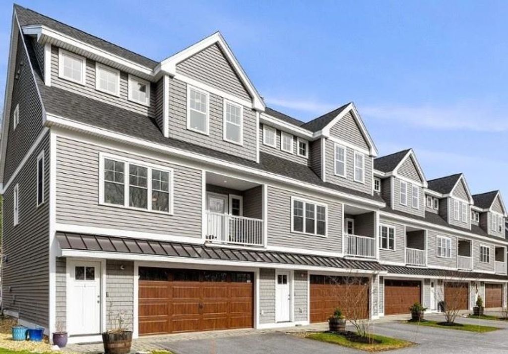 Photo of 293 Peverly Hill Road #2, Portsmouth, NH 03801 (MLS # 5082841)