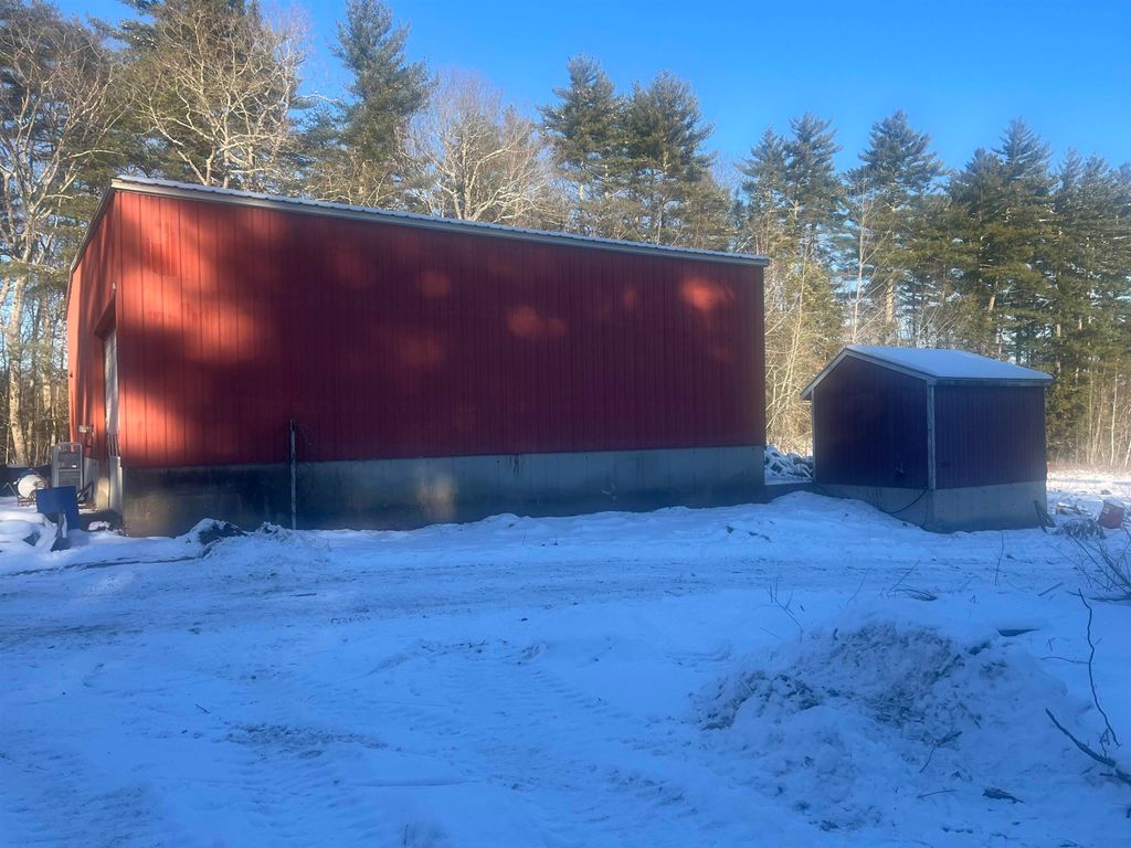 Photo of 18 Powwow River Road, Kingston, NH 03848 (MLS # 5073404)