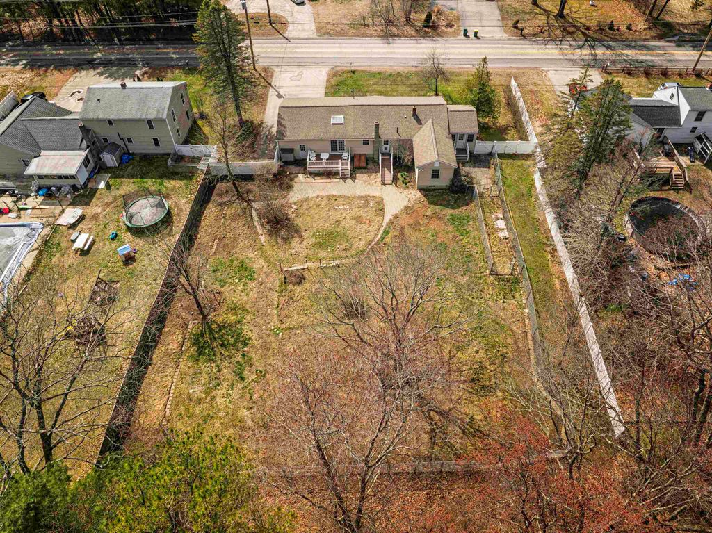 Photo of 173 Chestnut Hill Road, Rochester, NH 03867 (MLS # 5084346)