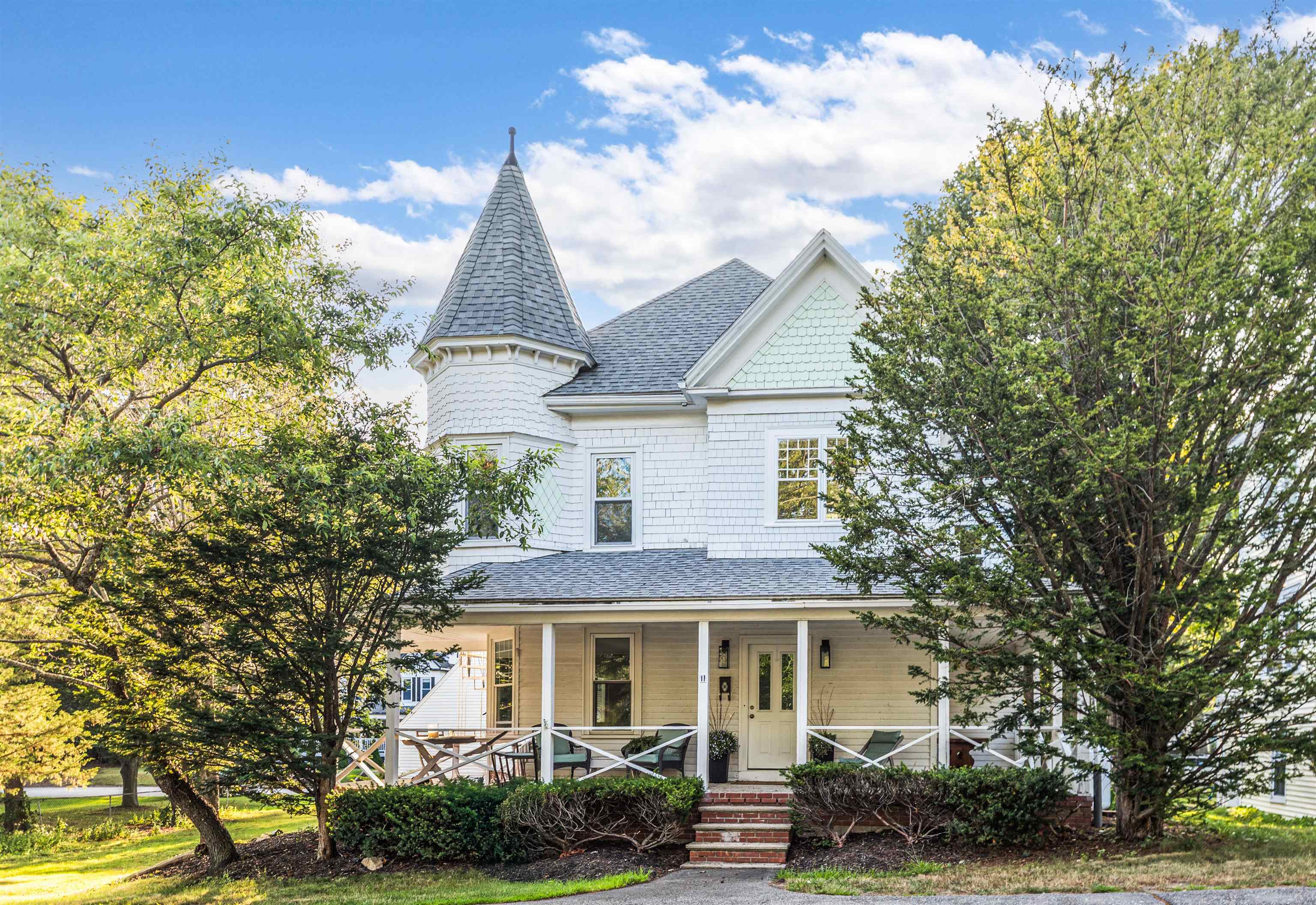 11 Rogers Road