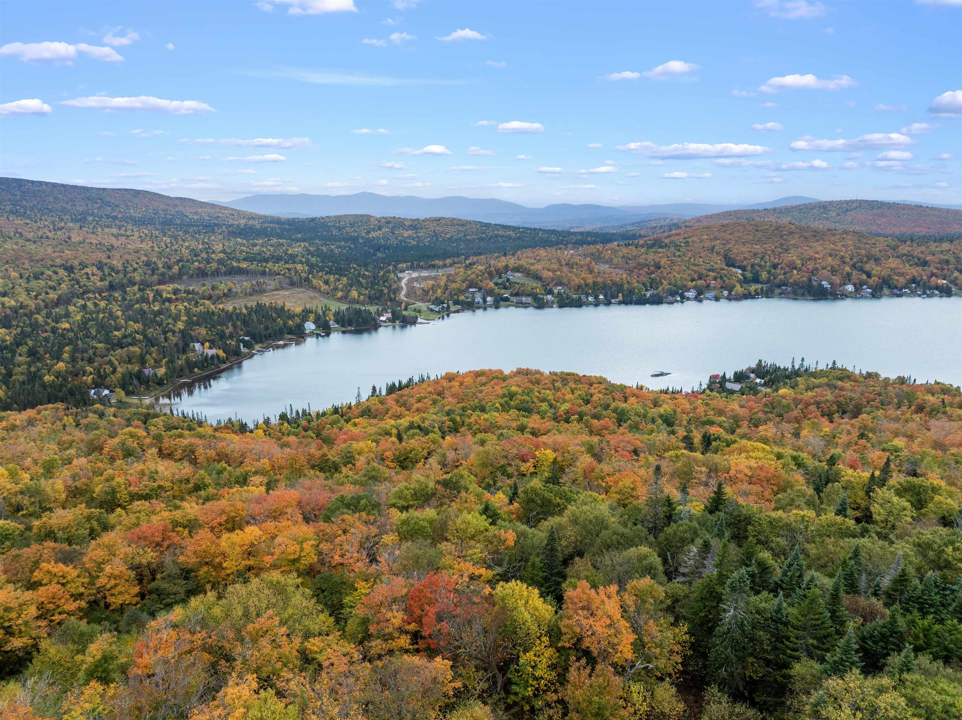 00 Diamond Pond Road