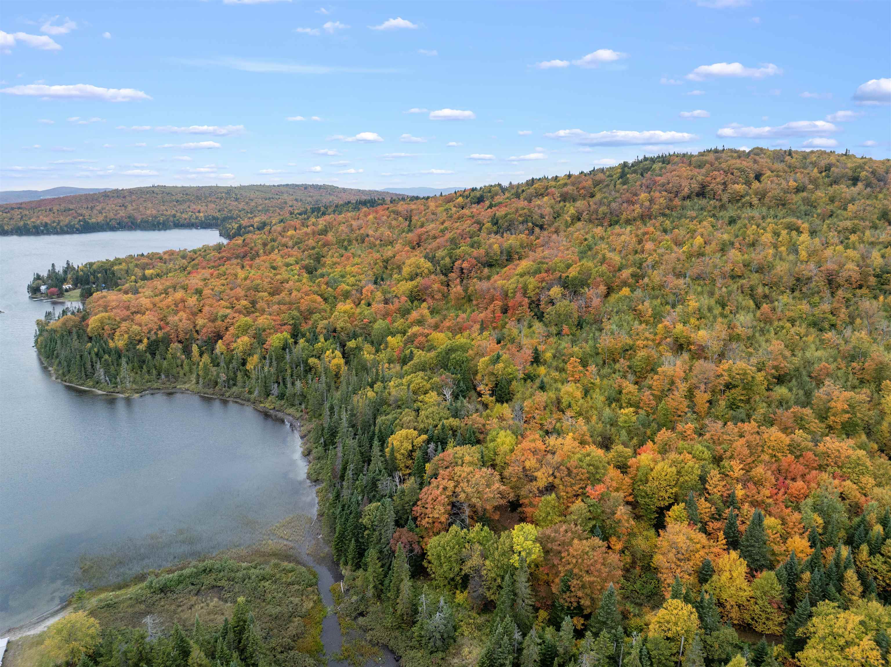 00 Diamond Pond Road