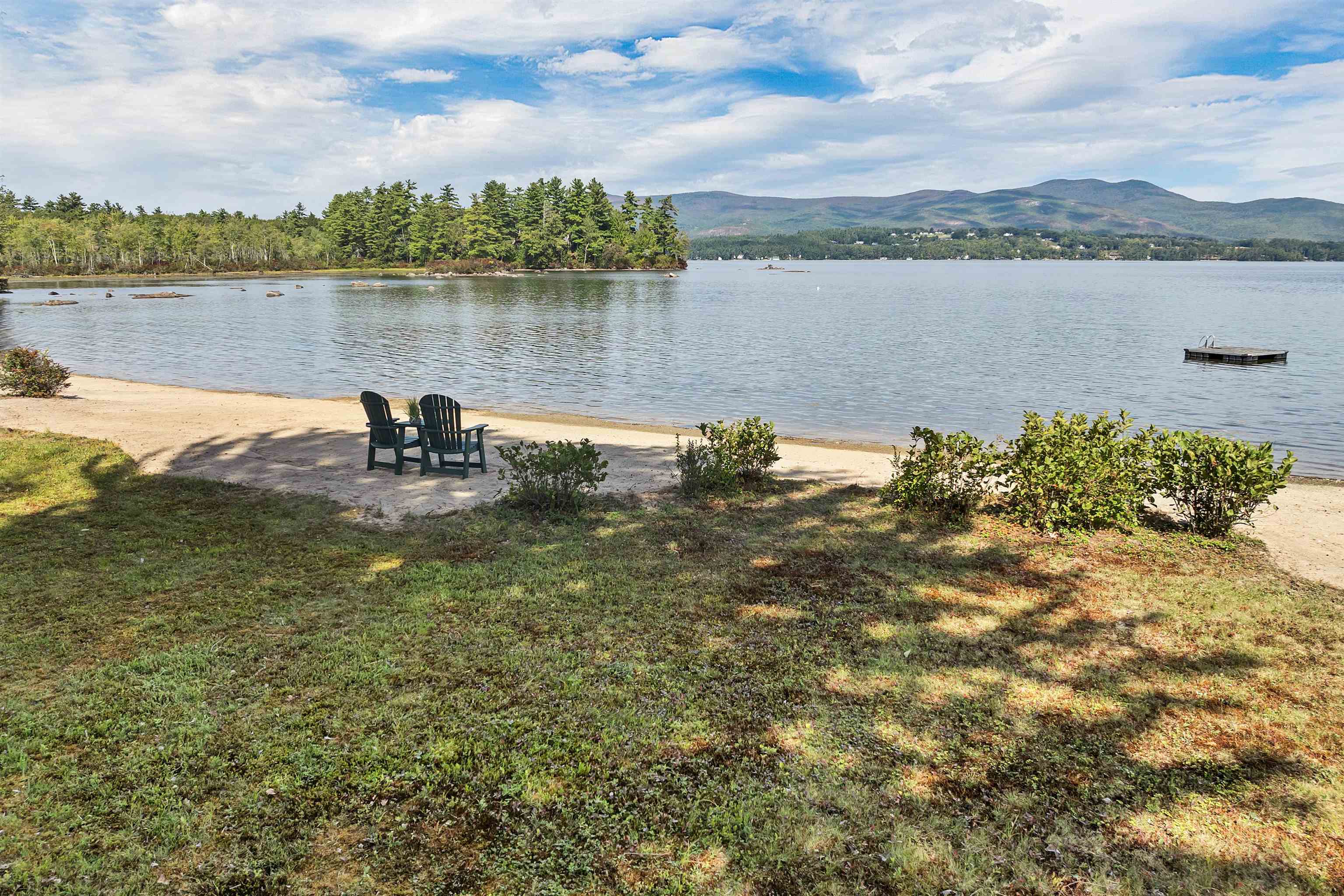 Moultonborough, New Hampshire 03254, United States, 4 Bedrooms Bedrooms, ,3 BathroomsBathrooms,Residential,Pending,213614