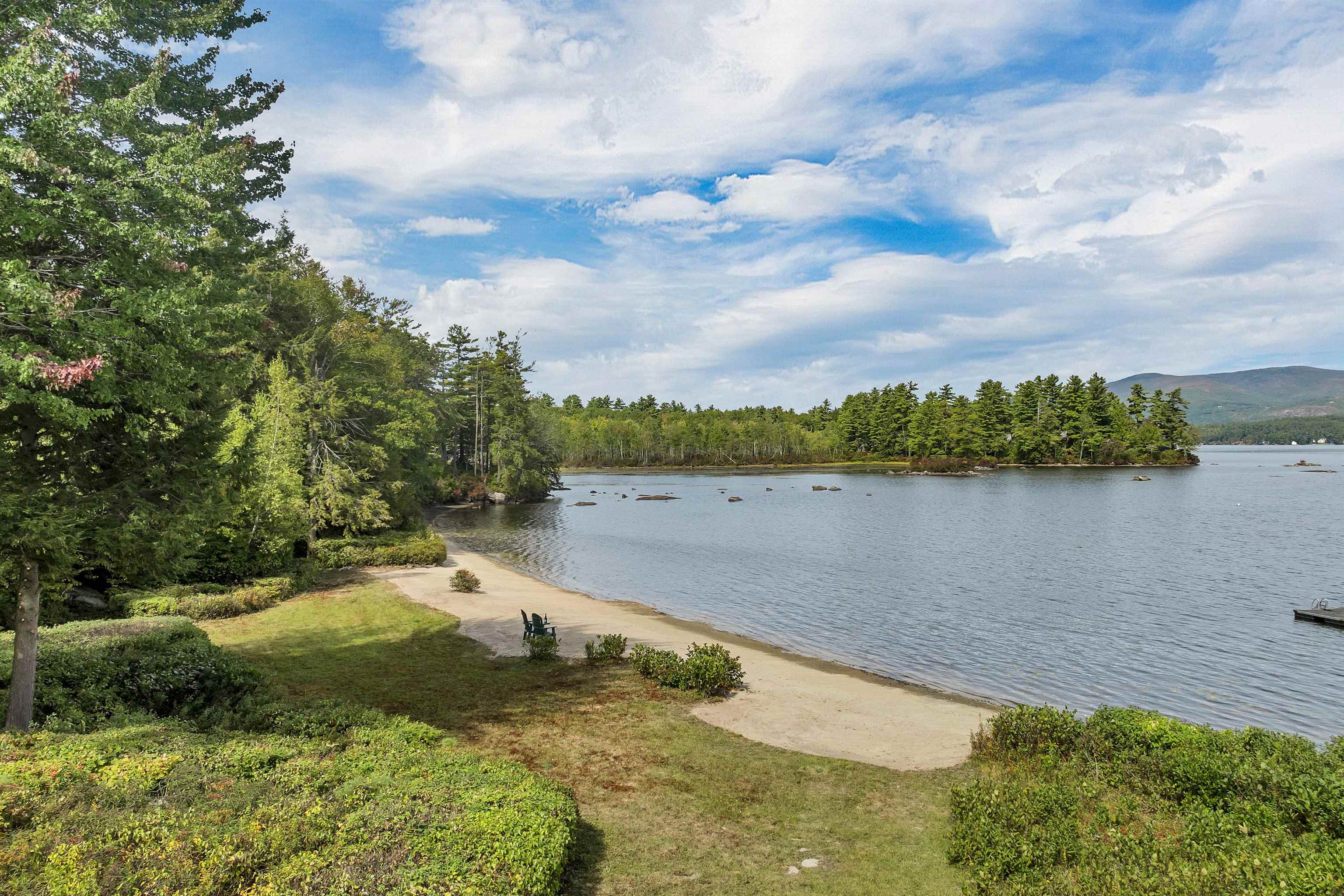 Moultonborough, New Hampshire 03254, United States, 4 Bedrooms Bedrooms, ,3 BathroomsBathrooms,Residential,Pending,213614