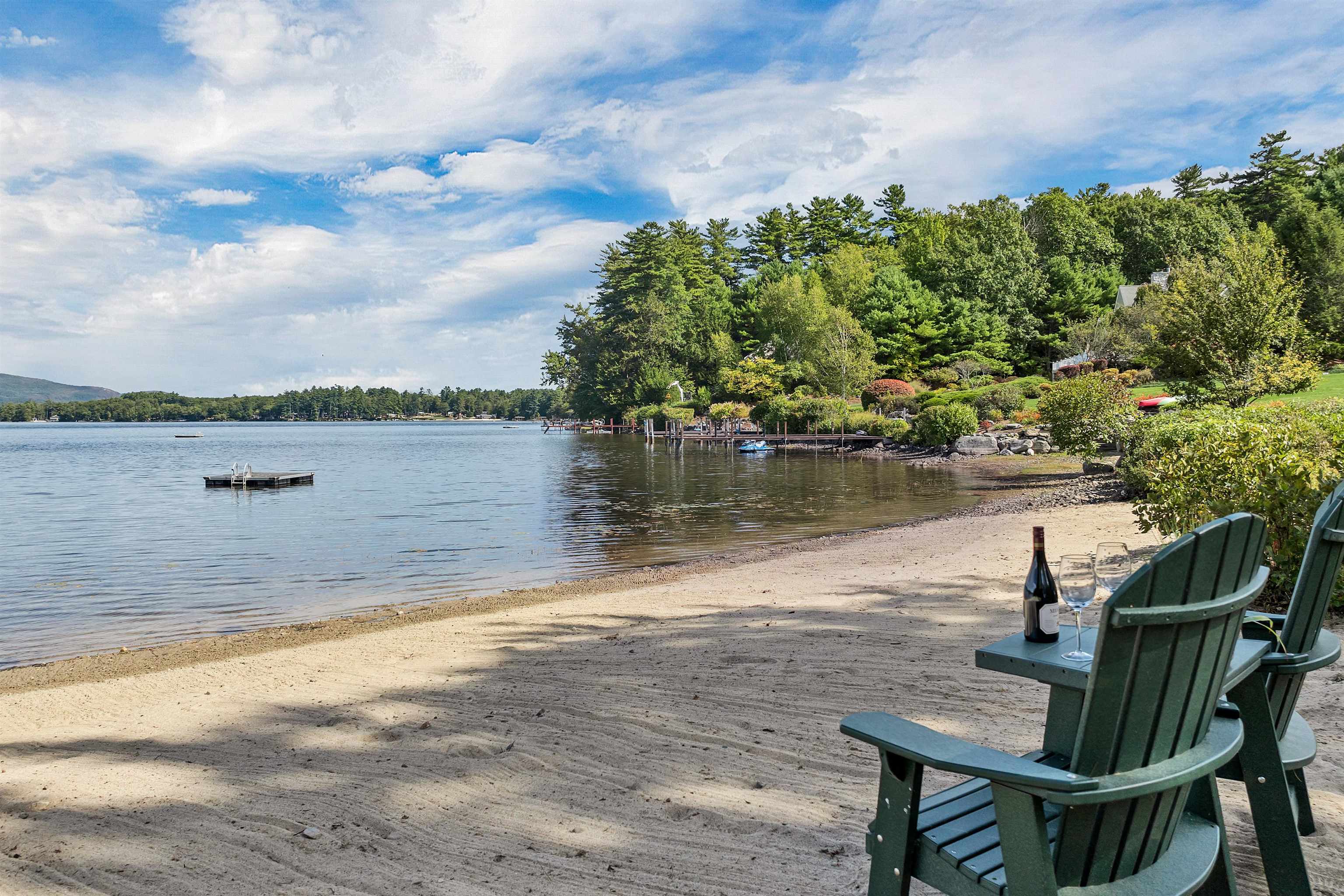 Moultonborough, New Hampshire 03254, United States, 4 Bedrooms Bedrooms, ,3 BathroomsBathrooms,Residential,Pending,213614
