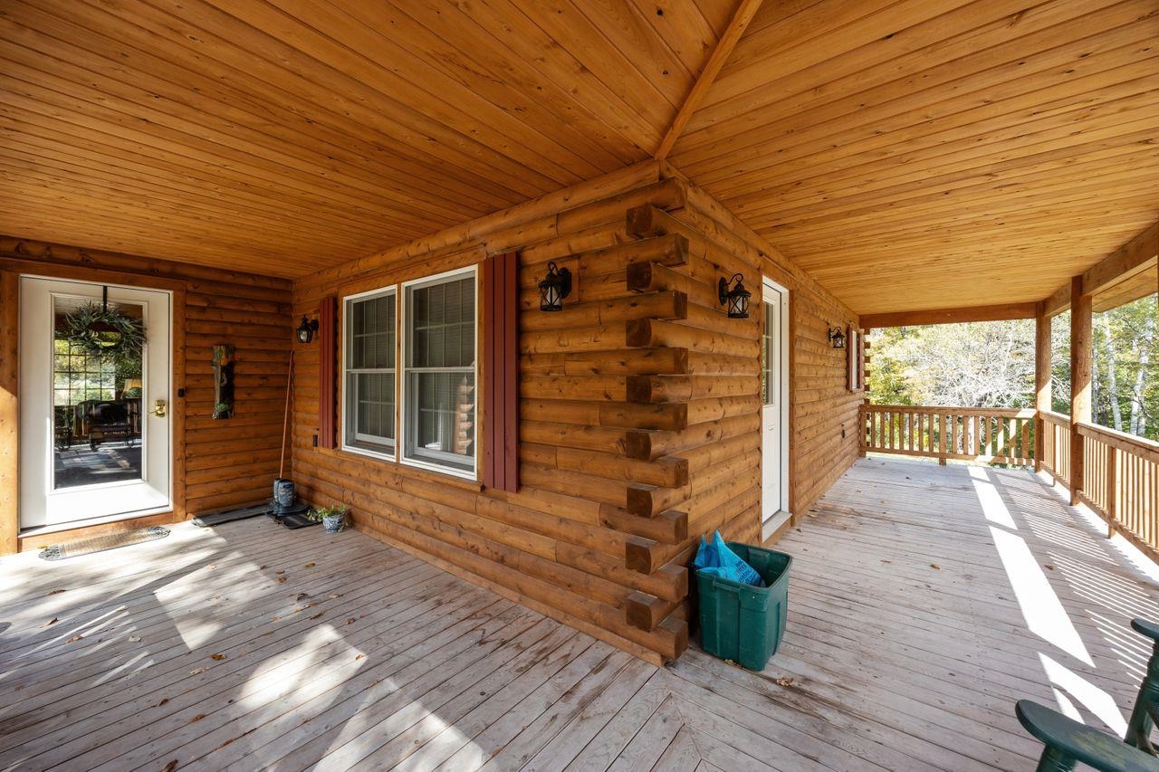 815 Peaked Hill Road