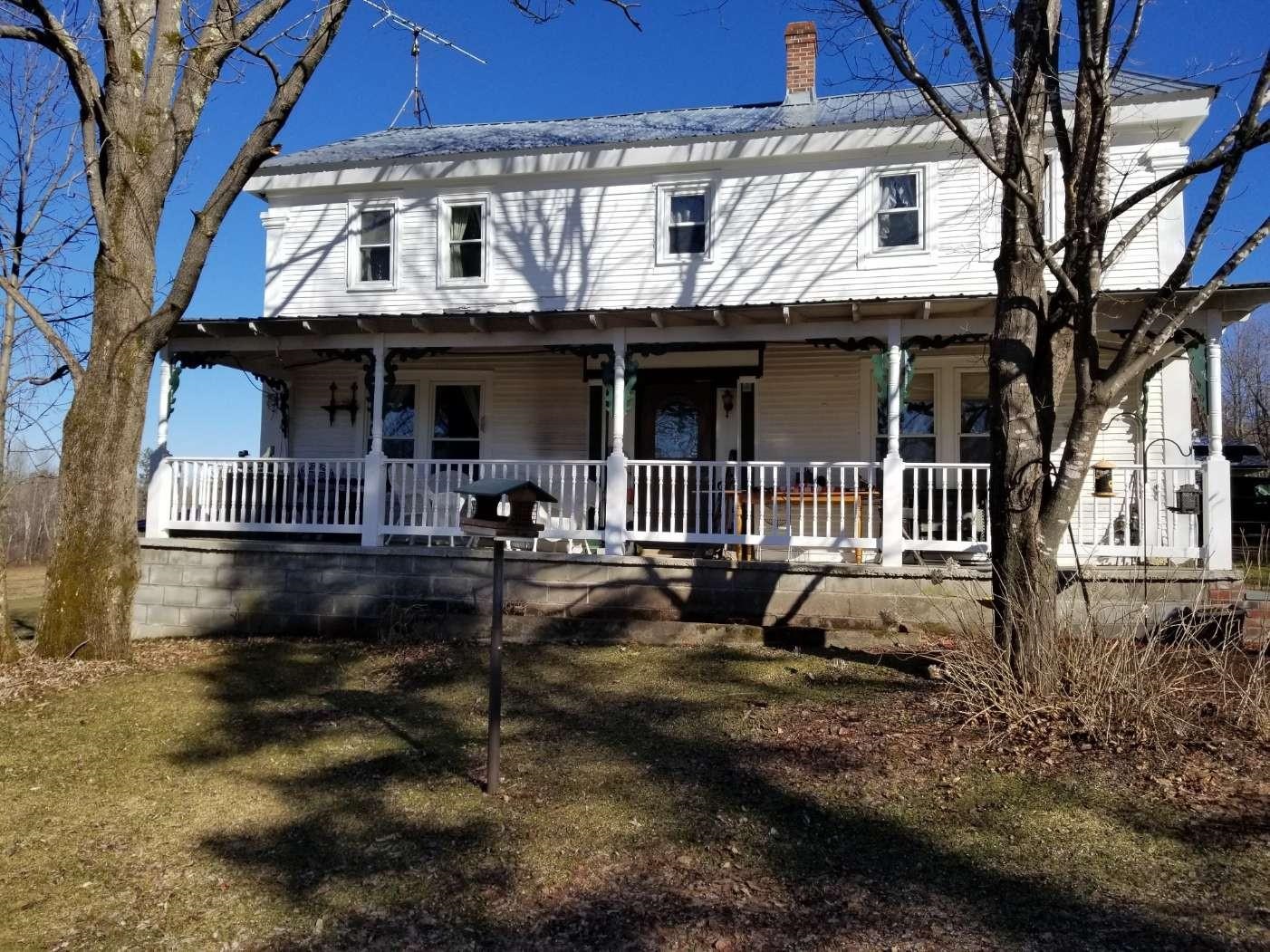 2223 Quaker Street
