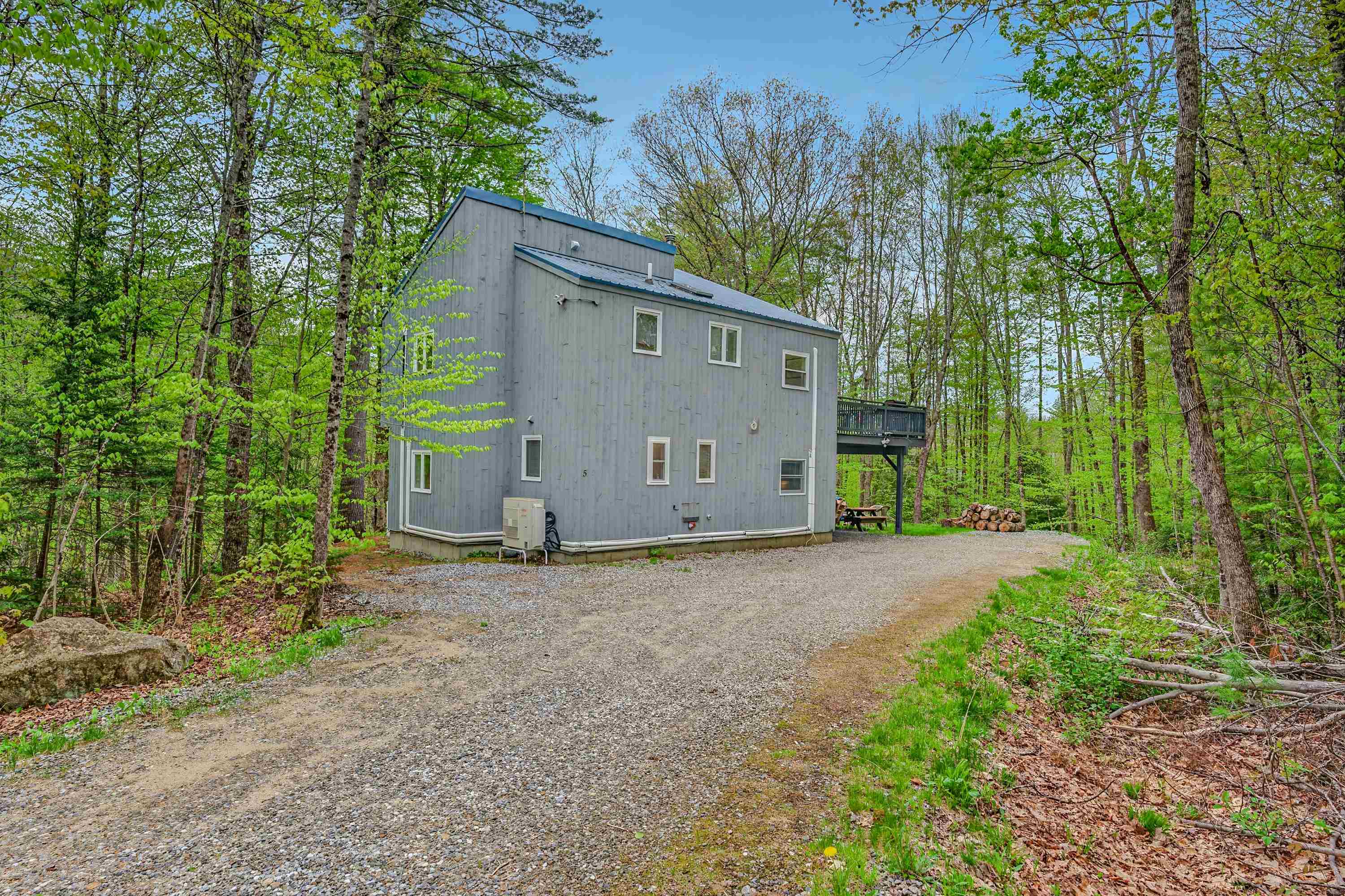 5 Bell Valley Road