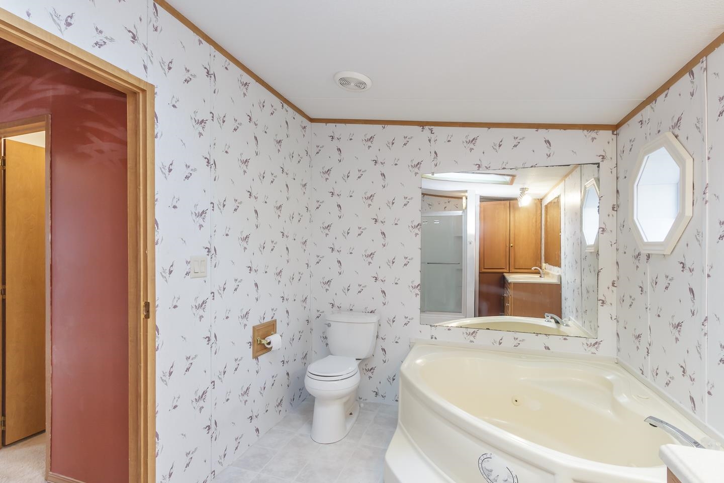 Barrington, New Hampshire 03825, United States, 3 Bedrooms Bedrooms, ,3 BathroomsBathrooms,Residential,Pending,87278