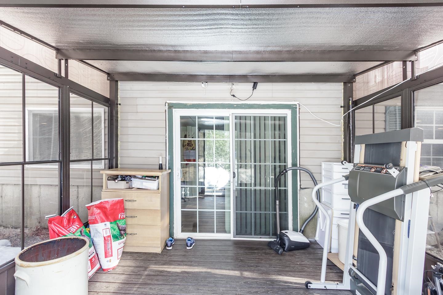 Barrington, New Hampshire 03825, United States, 3 Bedrooms Bedrooms, ,3 BathroomsBathrooms,Residential,Pending,87278