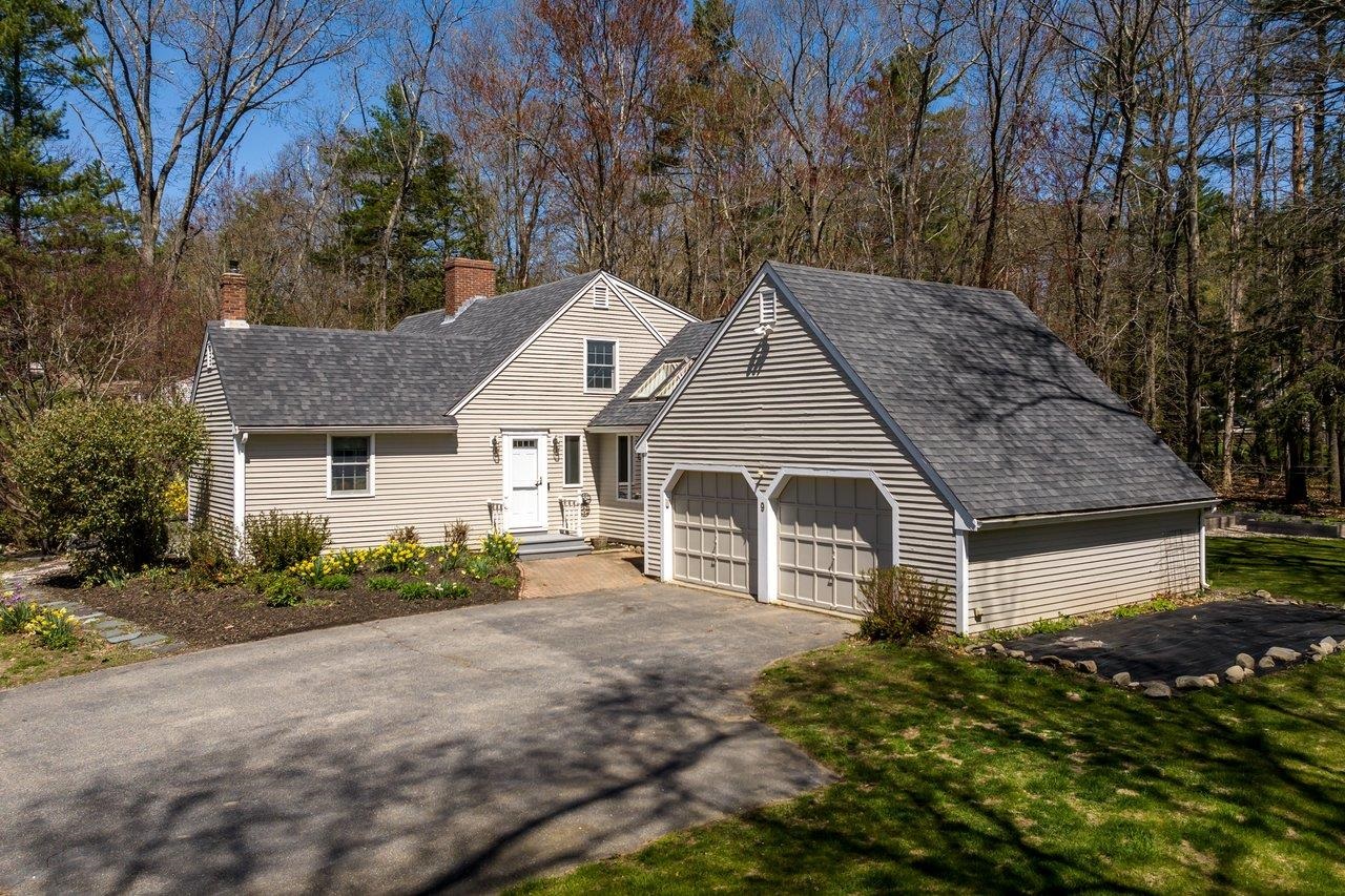 9 Oak Drive
