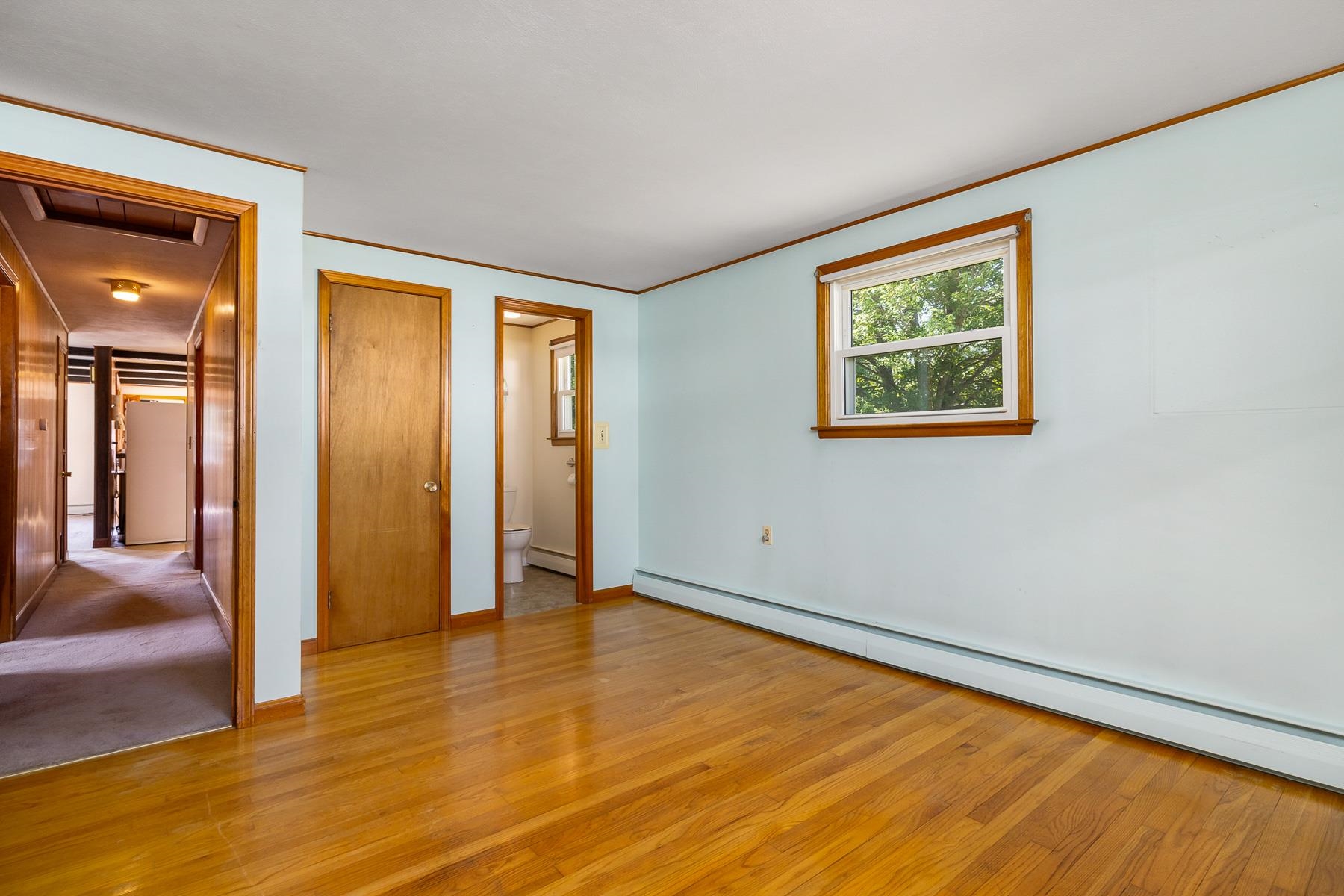 4 Spinney Avenue