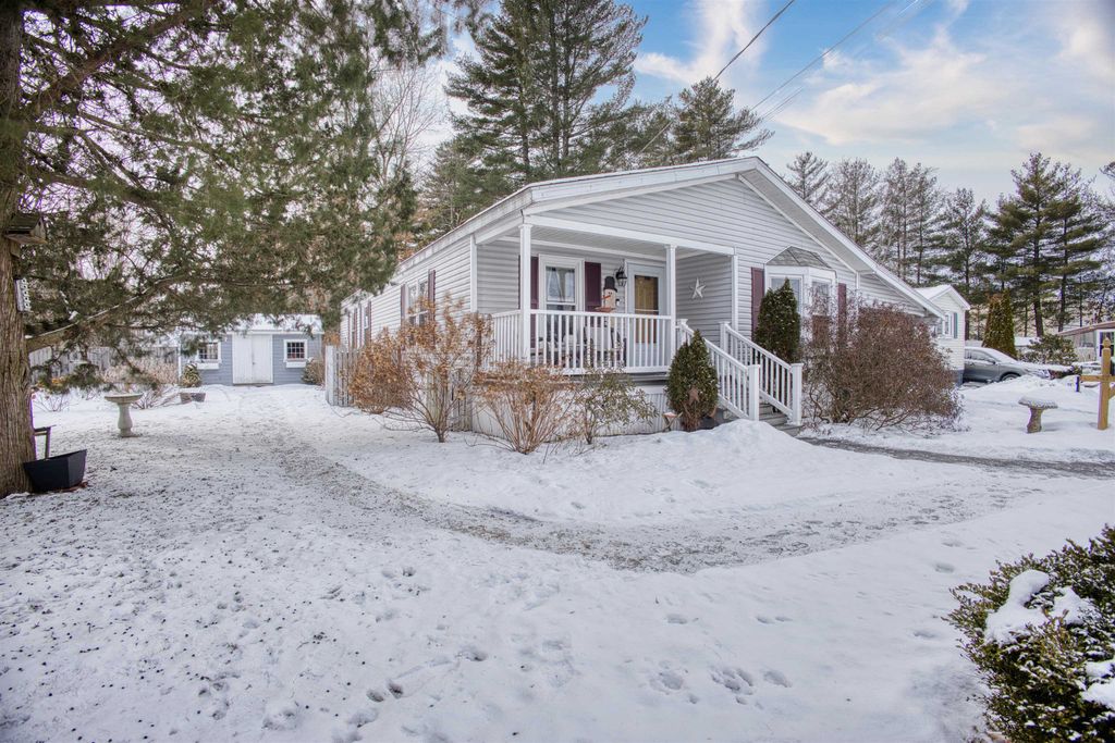 Photo of 2 Sherwood Lane, Merrimack, NH 03054 (MLS # 5078665)