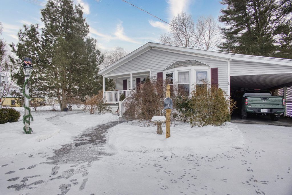 Photo of 2 Sherwood Lane, Merrimack, NH 03054 (MLS # 5078665)