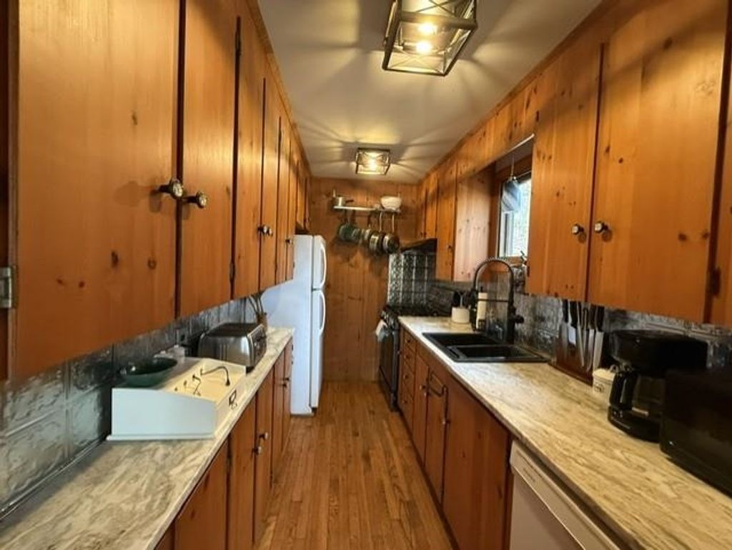 Photo of 702 Little Sunapee Road, New London, NH 03257 (MLS # 5084071)