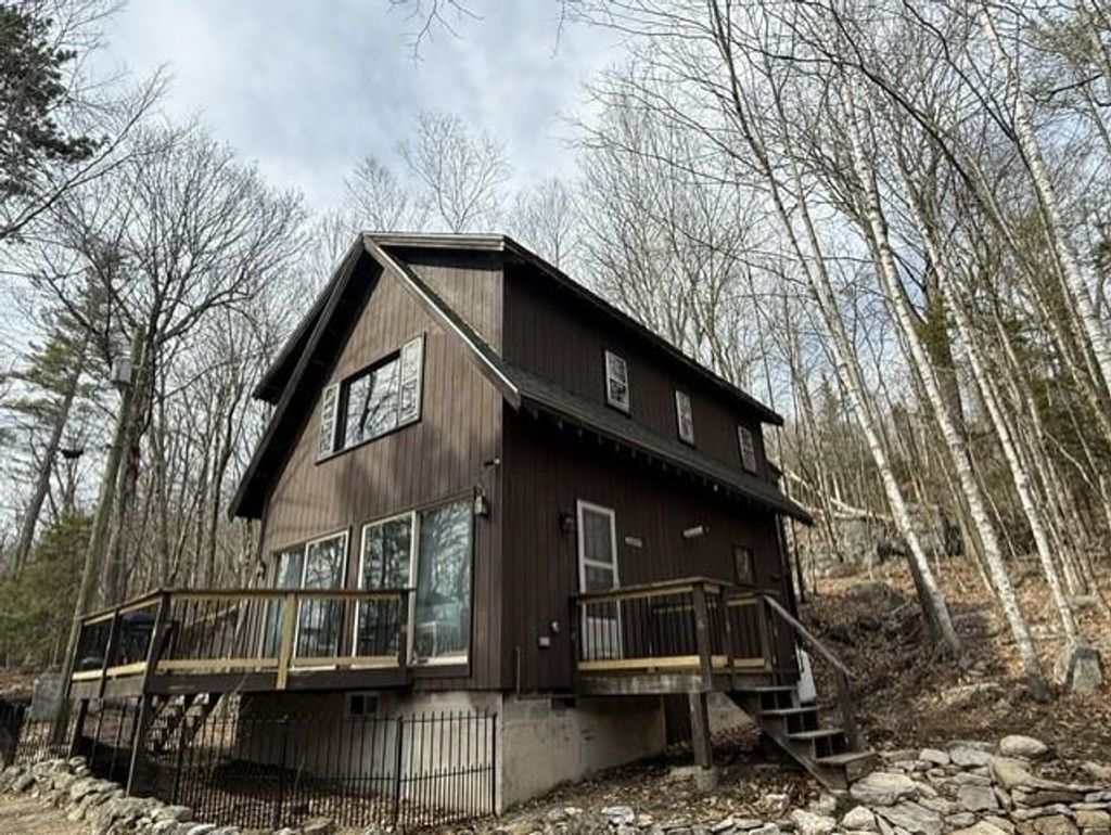 Photo of 702 Little Sunapee Road, New London, NH 03257 (MLS # 5084071)
