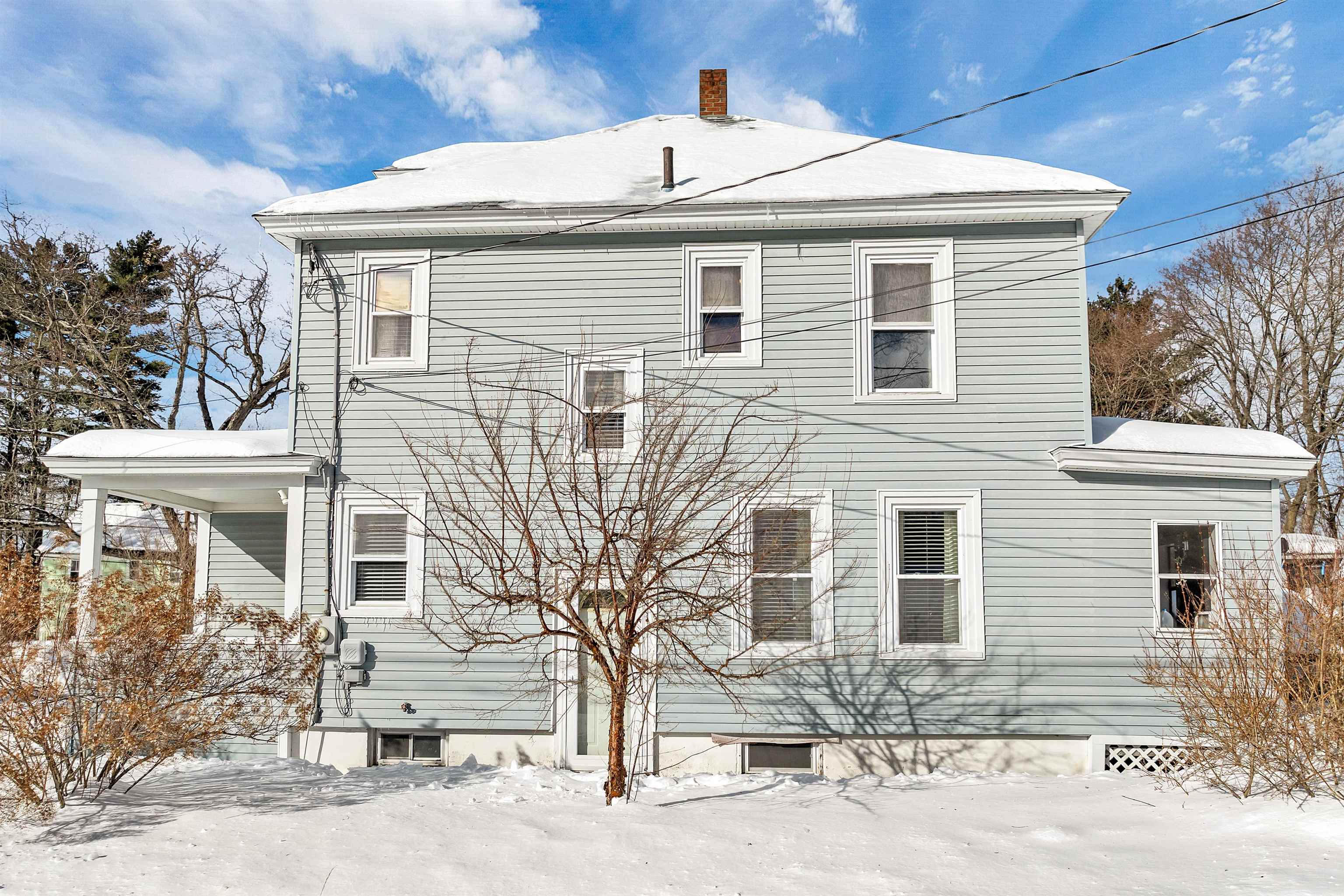 Laconia, New Hampshire 03246, United States, 3 Bedrooms Bedrooms, ,1 BathroomBathrooms,Residential,Pending,2481