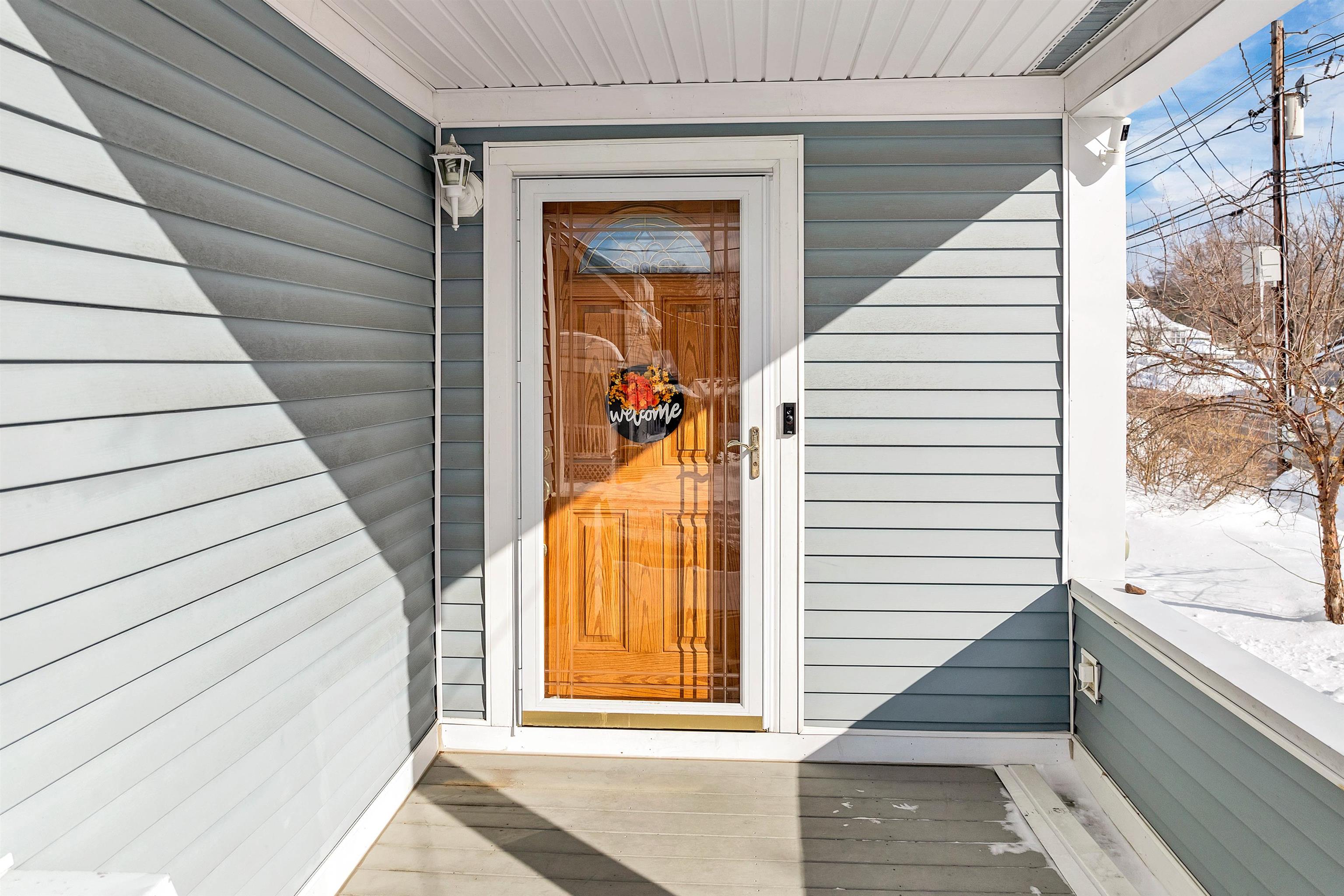 Laconia, New Hampshire 03246, United States, 3 Bedrooms Bedrooms, ,1 BathroomBathrooms,Residential,Pending,2481