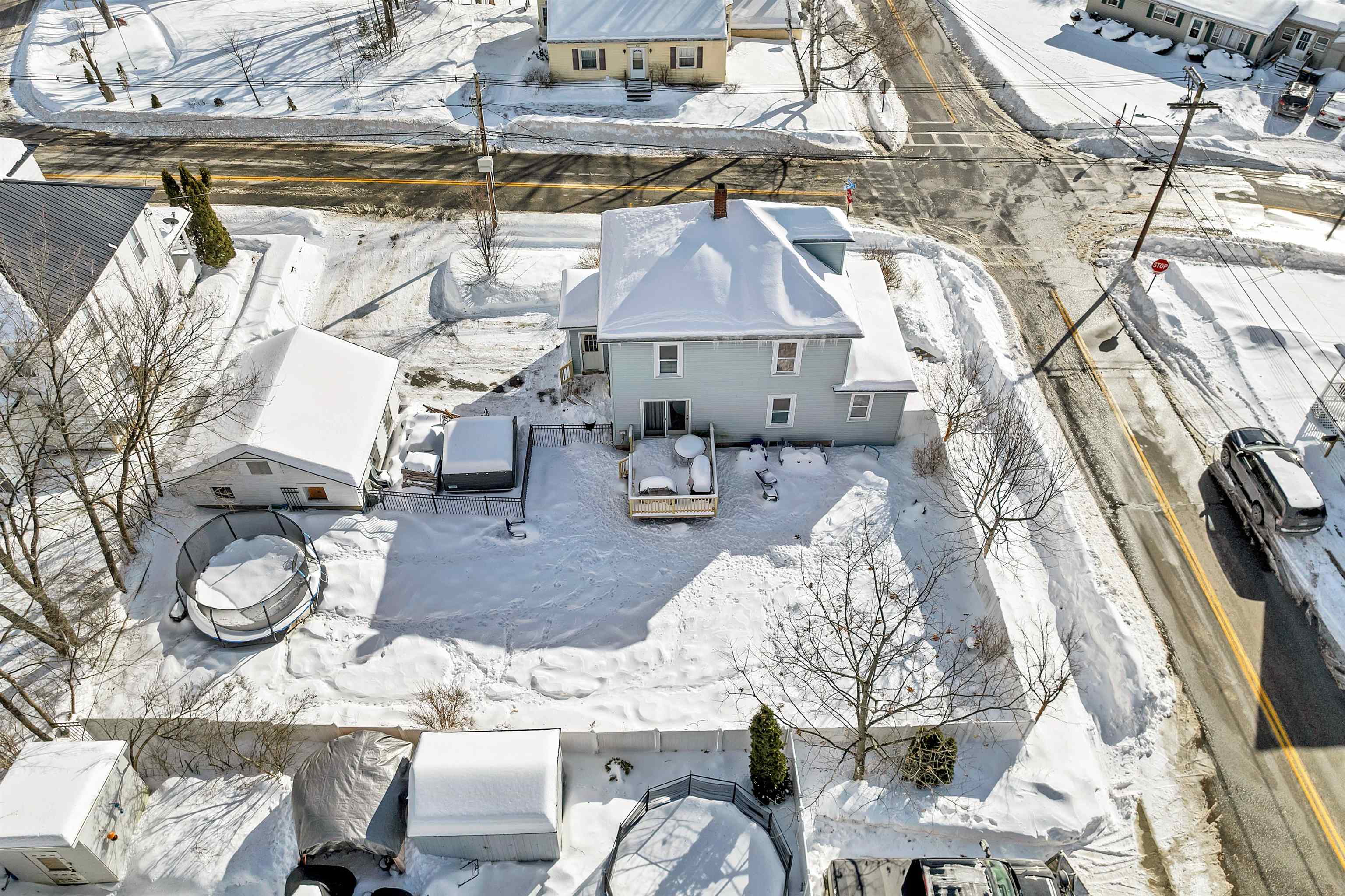 Laconia, New Hampshire 03246, United States, 3 Bedrooms Bedrooms, ,1 BathroomBathrooms,Residential,Pending,2481