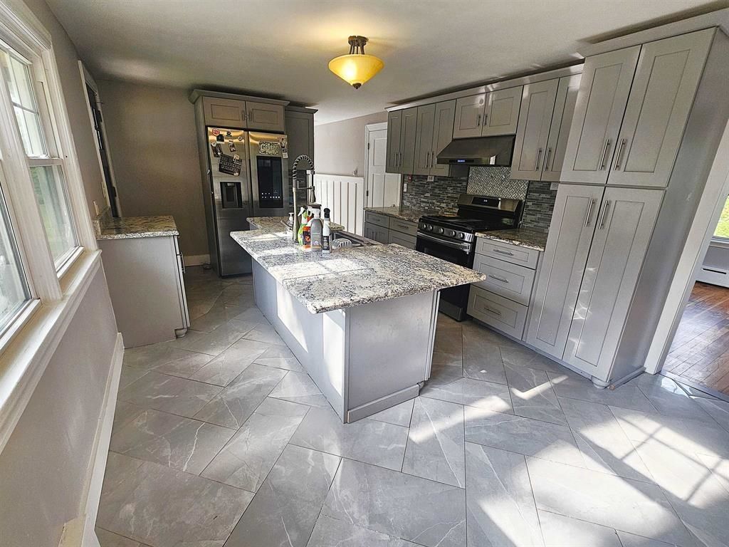 Photo of 268 Green Street, Somersworth, NH 03878 (MLS # 5063586)