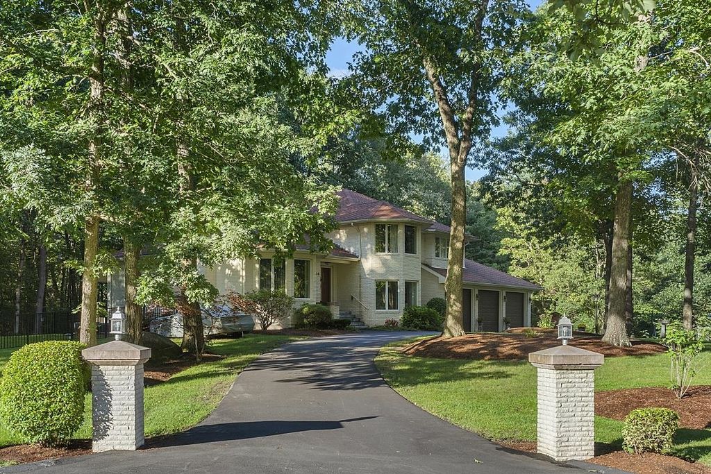 Photo of 16 Fox Run Lane #10382, Salem, NH 03079 (MLS # 5078595)