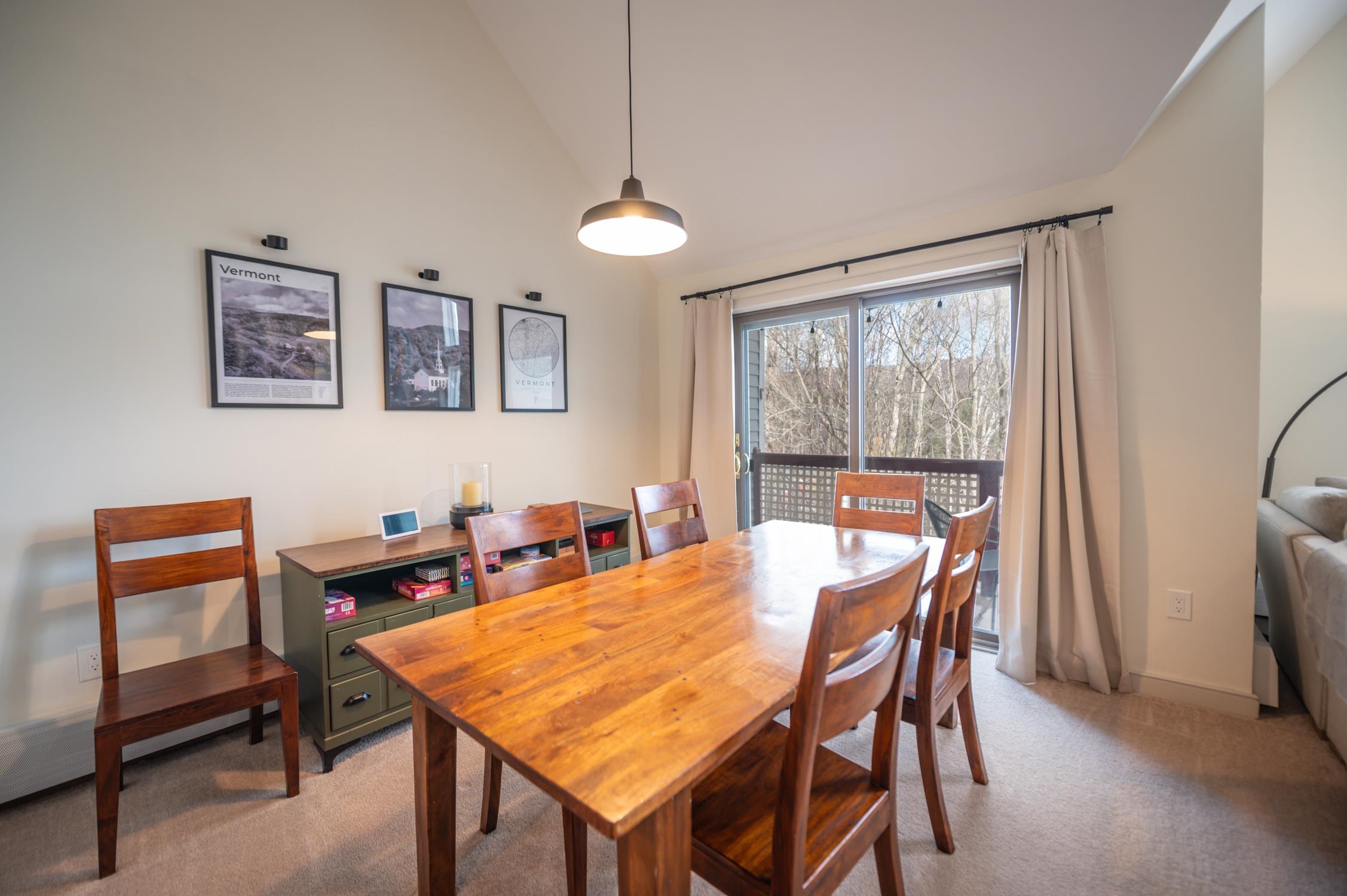 8J Sportscenter Village Way C32