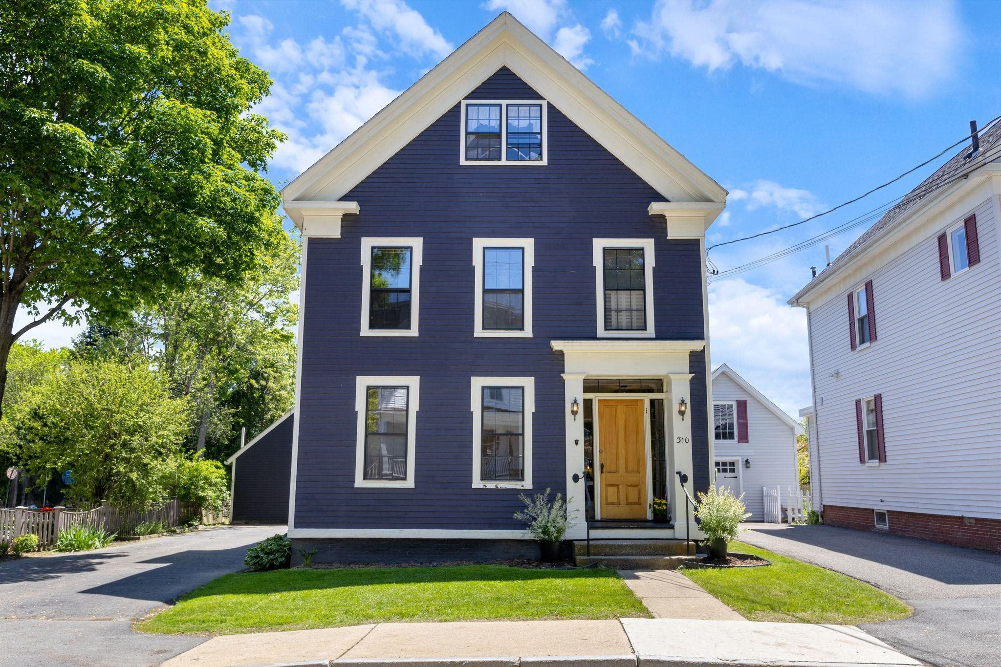 310 Dennett Street