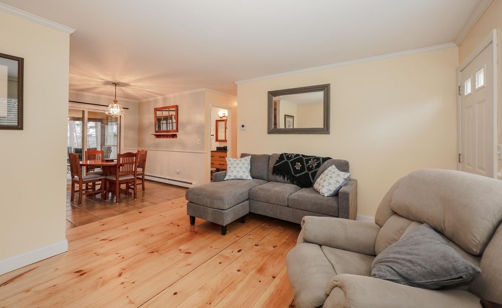 Photo of 95 East Side Drive, Concord, NH 03301 (MLS # 5082328)