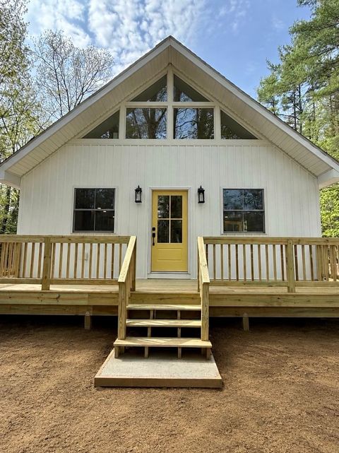 Property photo of 10 Glen Drive, Barnstead, NH 03225