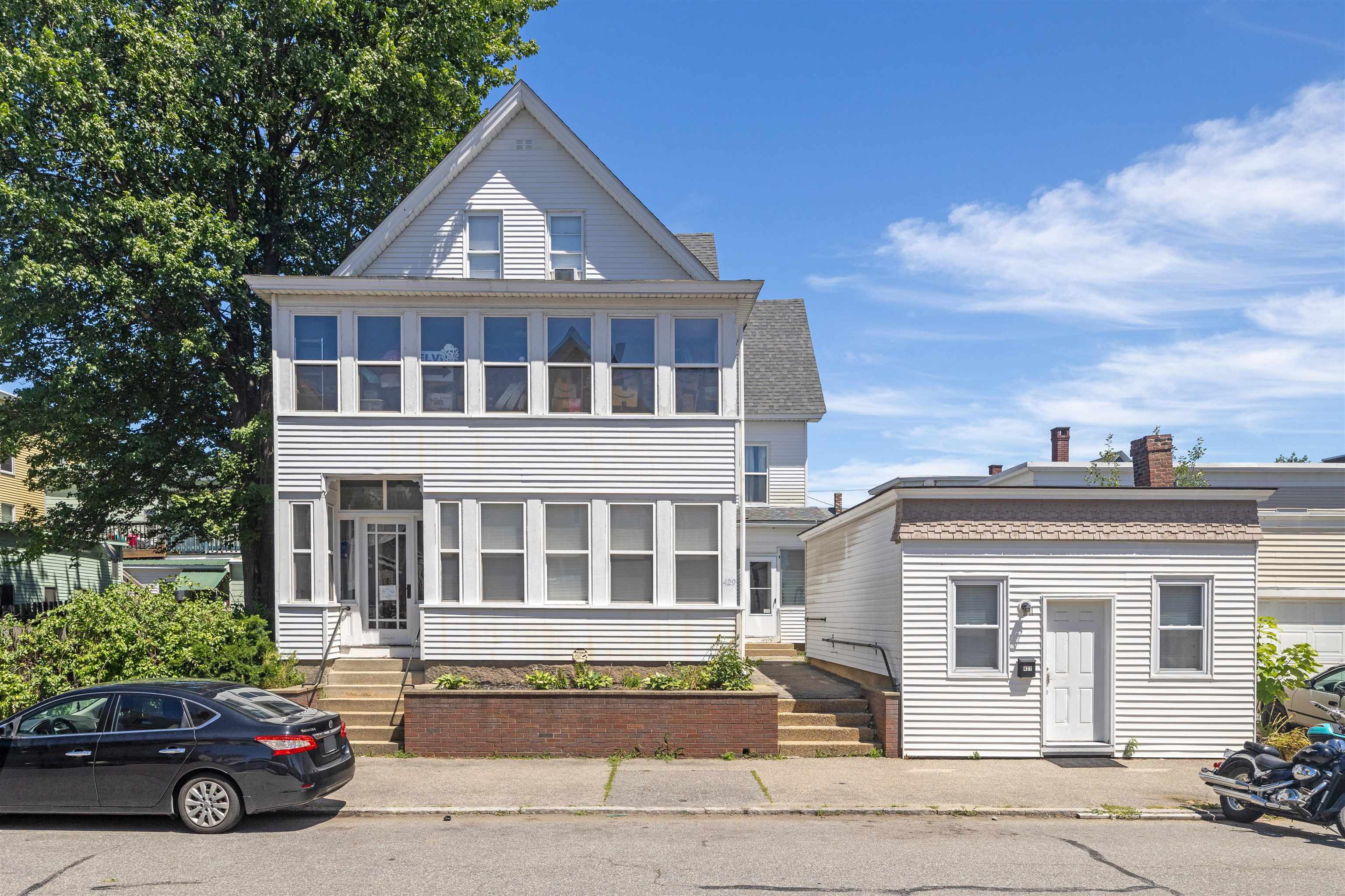 427-429 Cartier Street