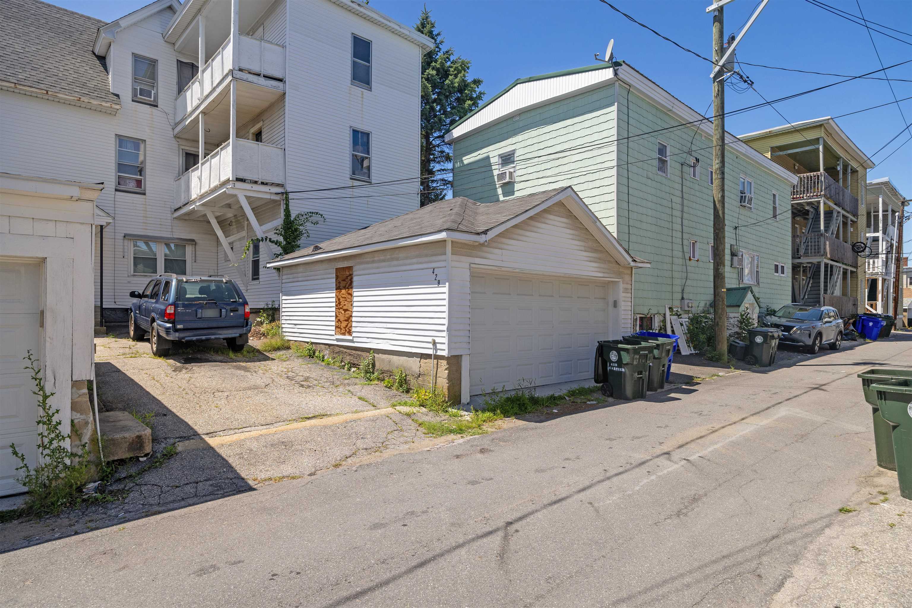 427-429 Cartier Street