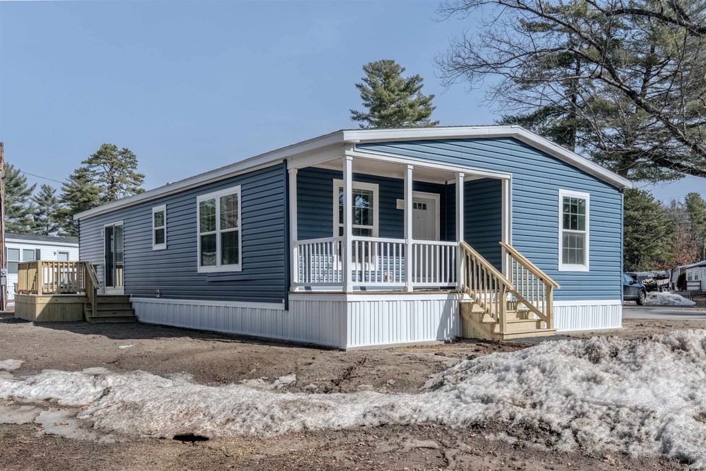 Photo of 38 Cedar Street, Hinsdale, NH 03451 (MLS # 5081077)