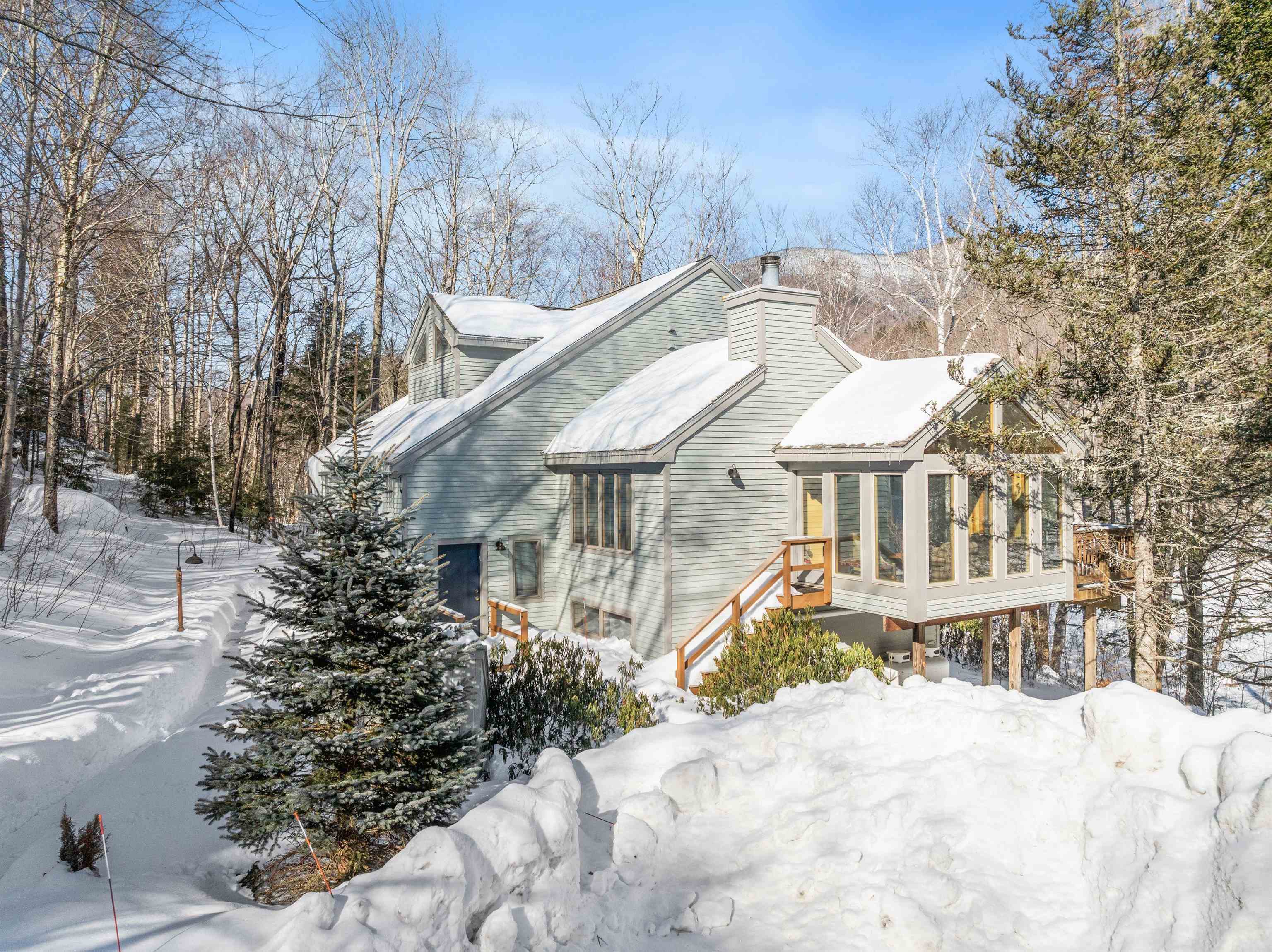 32 Loonwood Drive 1