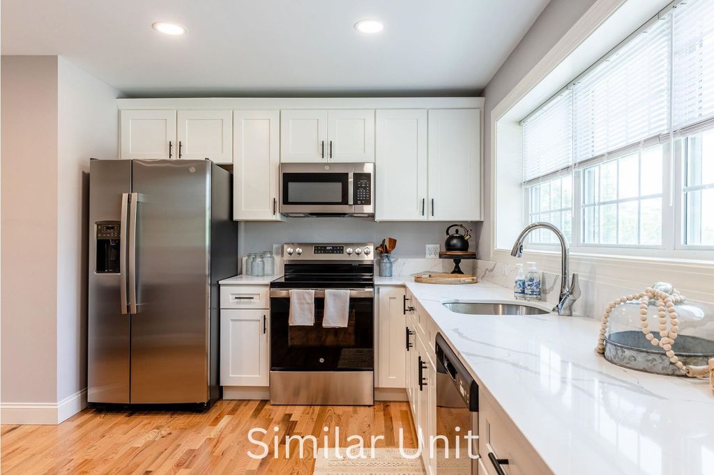 Photo of 30 Madelyn Way #10, Laconia, NH 03246 (MLS # 5069598)