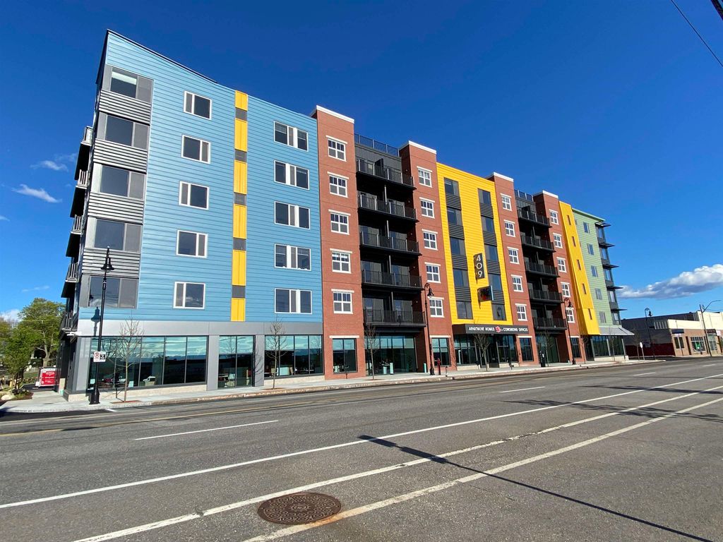 Photo of 409 Elm Street #519, Manchester, NH 03101 (MLS # 5076817)