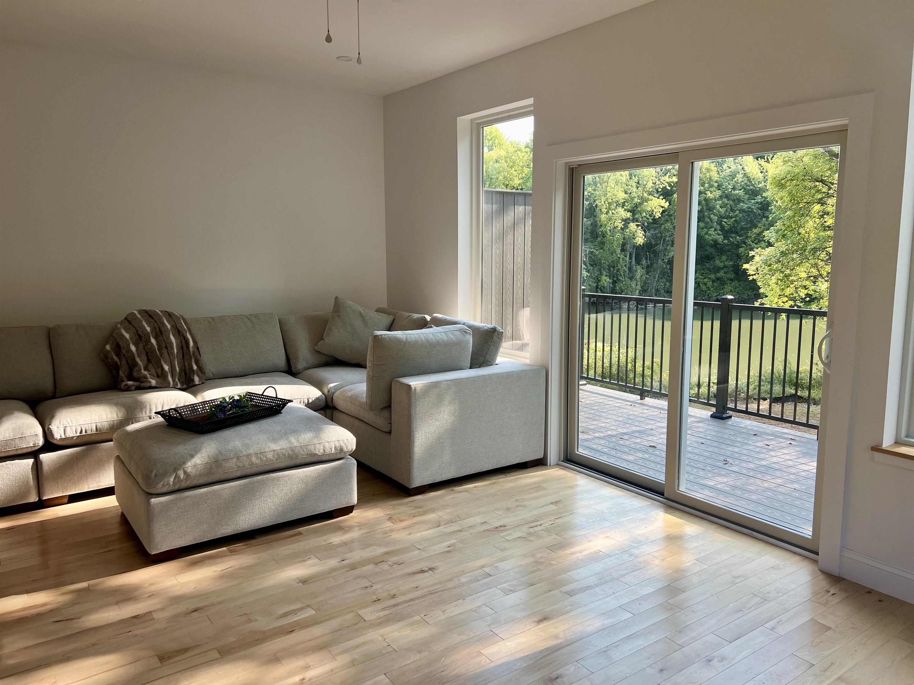 Vergennes, Vermont 05491, United States, 2 Bedrooms Bedrooms, ,2 BathroomsBathrooms,Residential,Active,44819