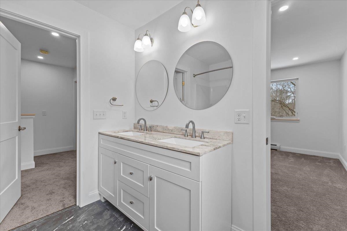 Vergennes, Vermont 05491, United States, 2 Bedrooms Bedrooms, ,2 BathroomsBathrooms,Residential,Active,44819