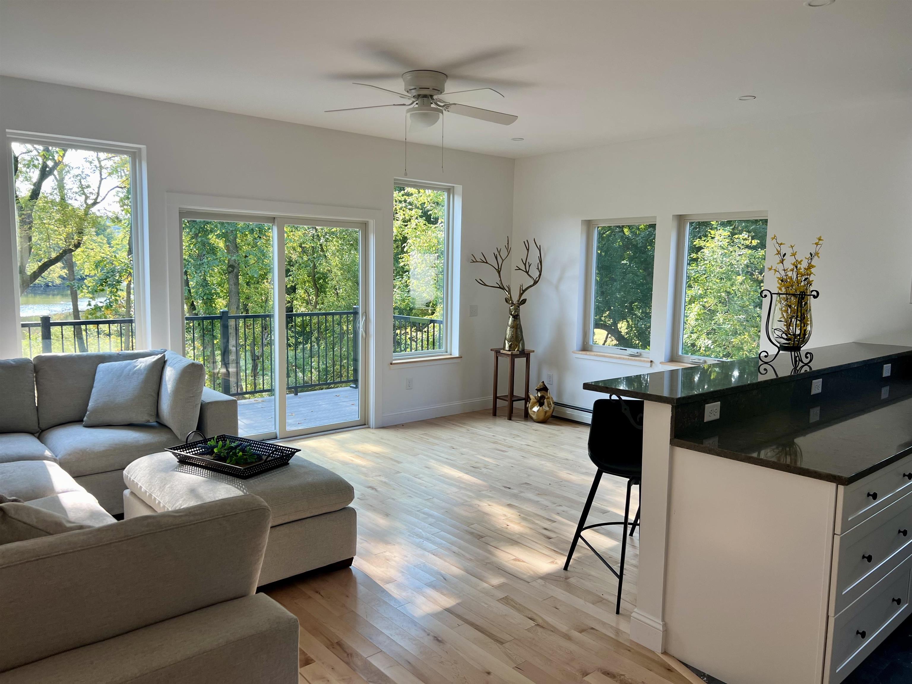 Vergennes, Vermont 05491, United States, 2 Bedrooms Bedrooms, ,2 BathroomsBathrooms,Residential,Active,44819