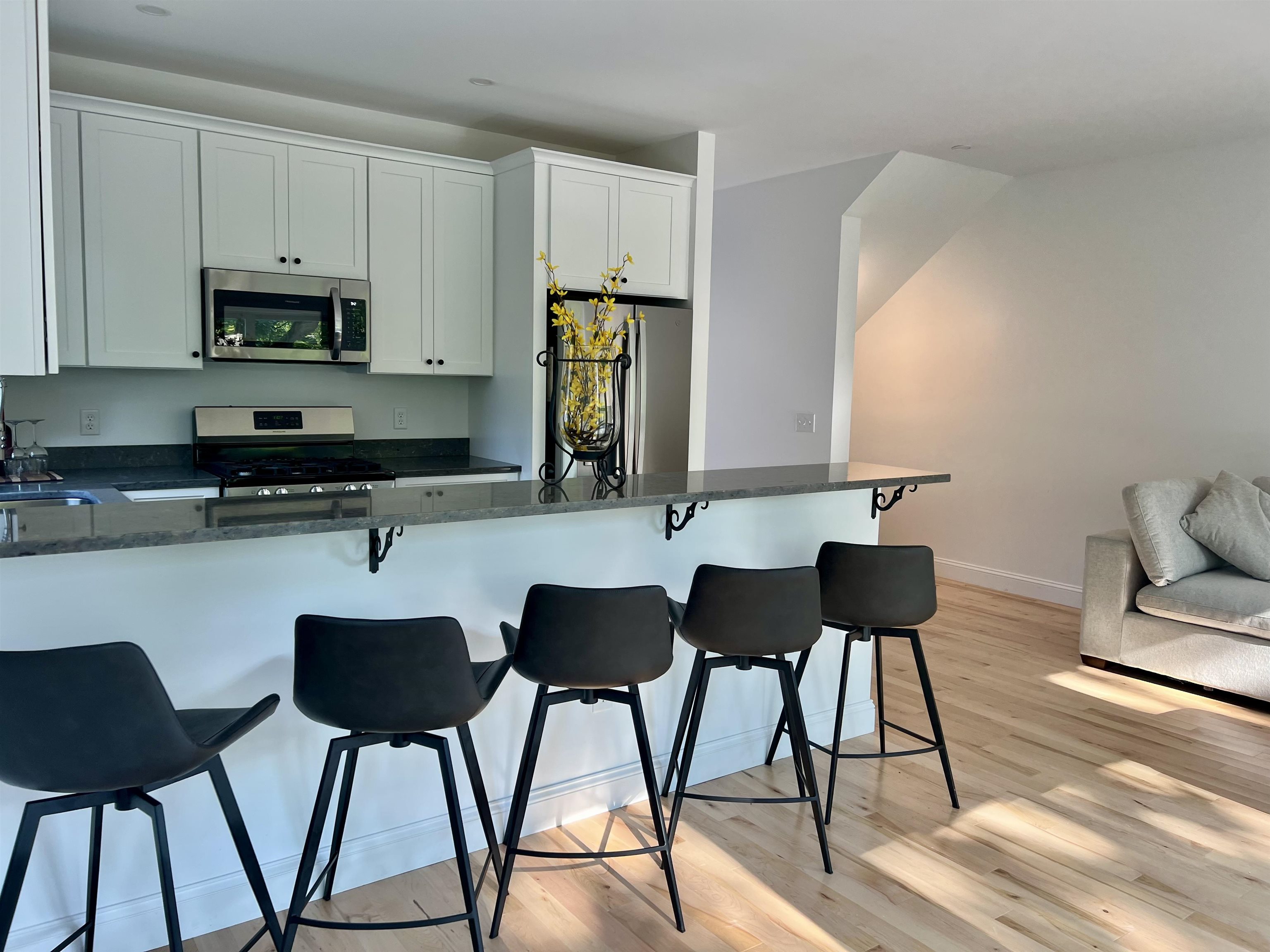 Vergennes, Vermont 05491, United States, 2 Bedrooms Bedrooms, ,2 BathroomsBathrooms,Residential,Active,44819