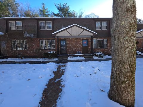 Photo of 11 Midridge Circle #116, Londonderry, NH 03053 (MLS # 5071559)