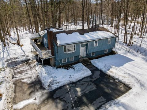 Photo of 54 Hampstead Road, Sandown, NH 03873 (MLS # 5078851)
