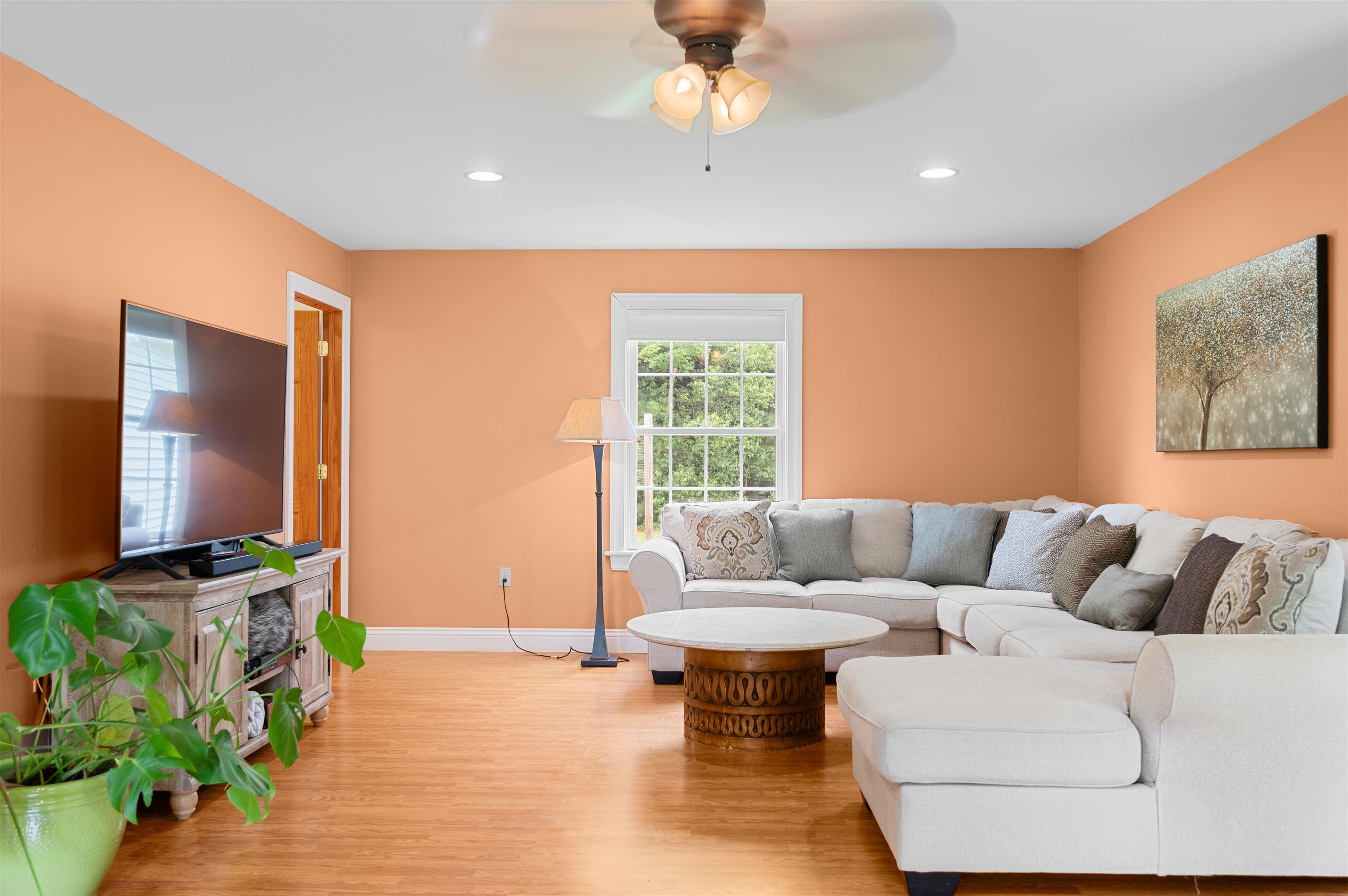 Waterville, Vermont 05492, United States, 3 Bedrooms Bedrooms, ,3 BathroomsBathrooms,Residential,Active,169134