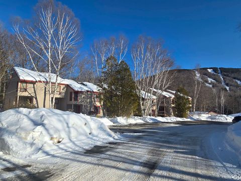 Photo of 32 Winter Way #6, Lincoln, NH 03251 (MLS # 5076745)