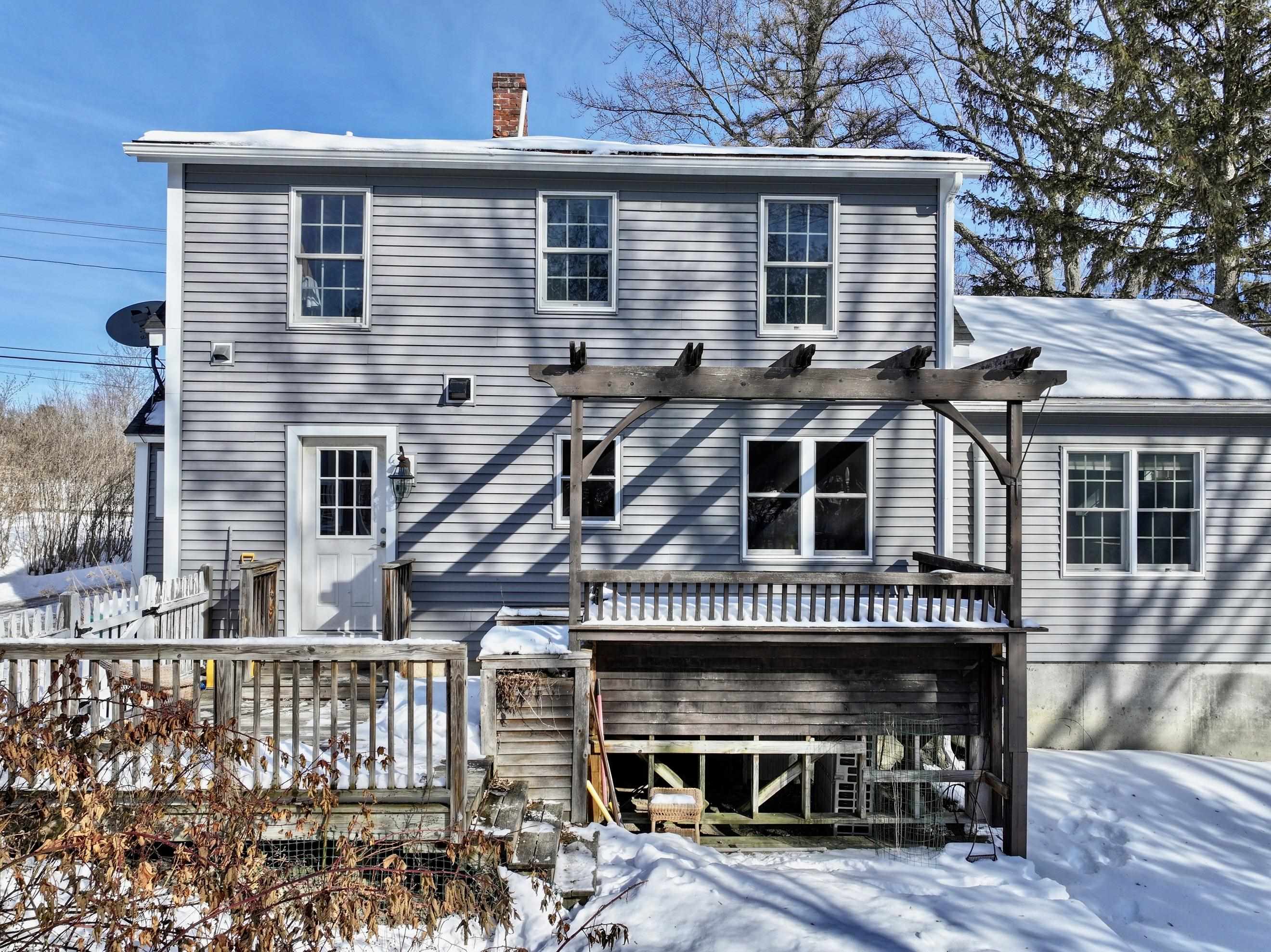 681 Weybridge Street