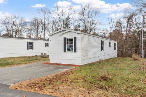 55 Norwich Place Londonderry NH 03038