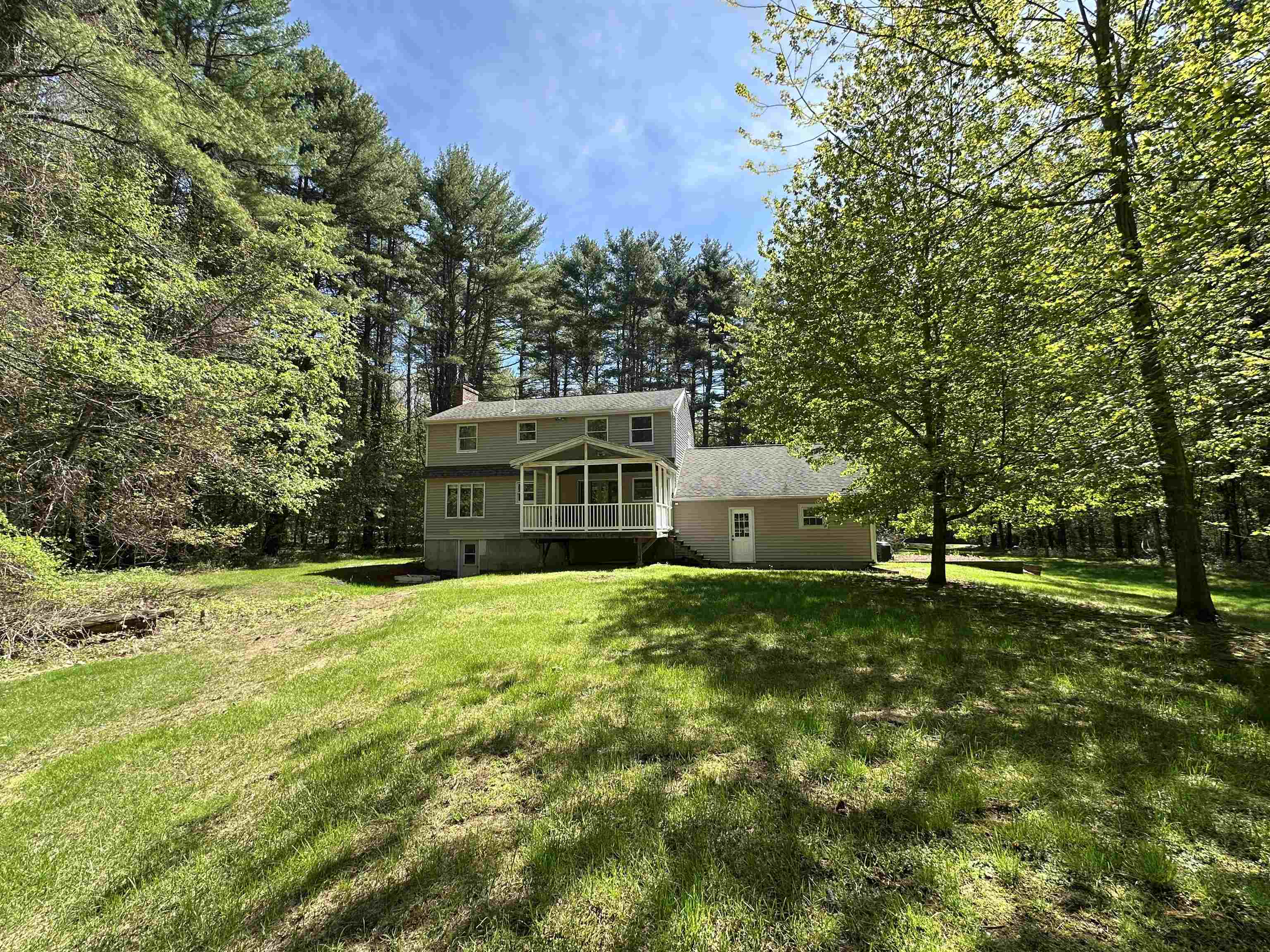 4 Schoolhouse Road