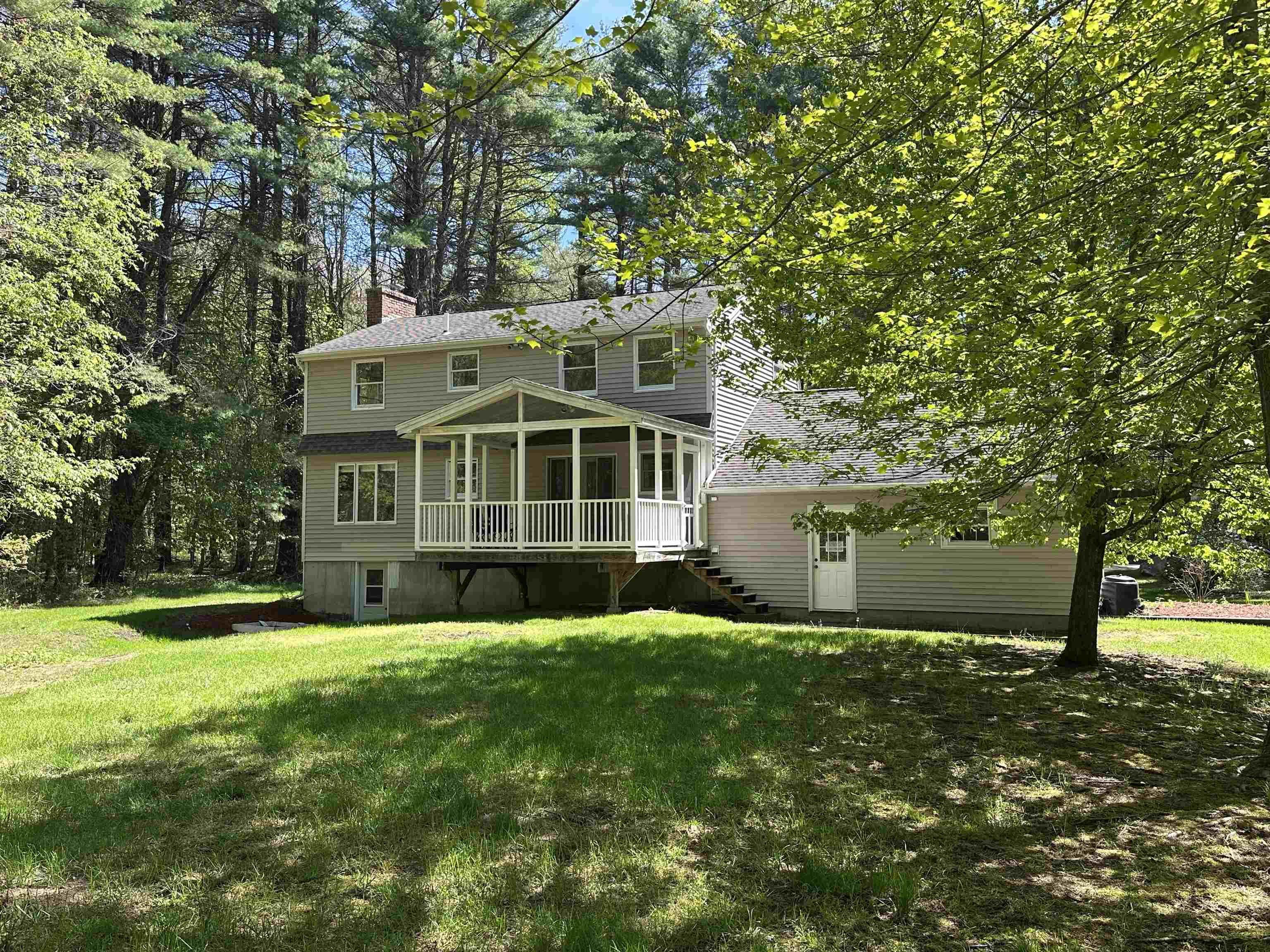 4 Schoolhouse Road