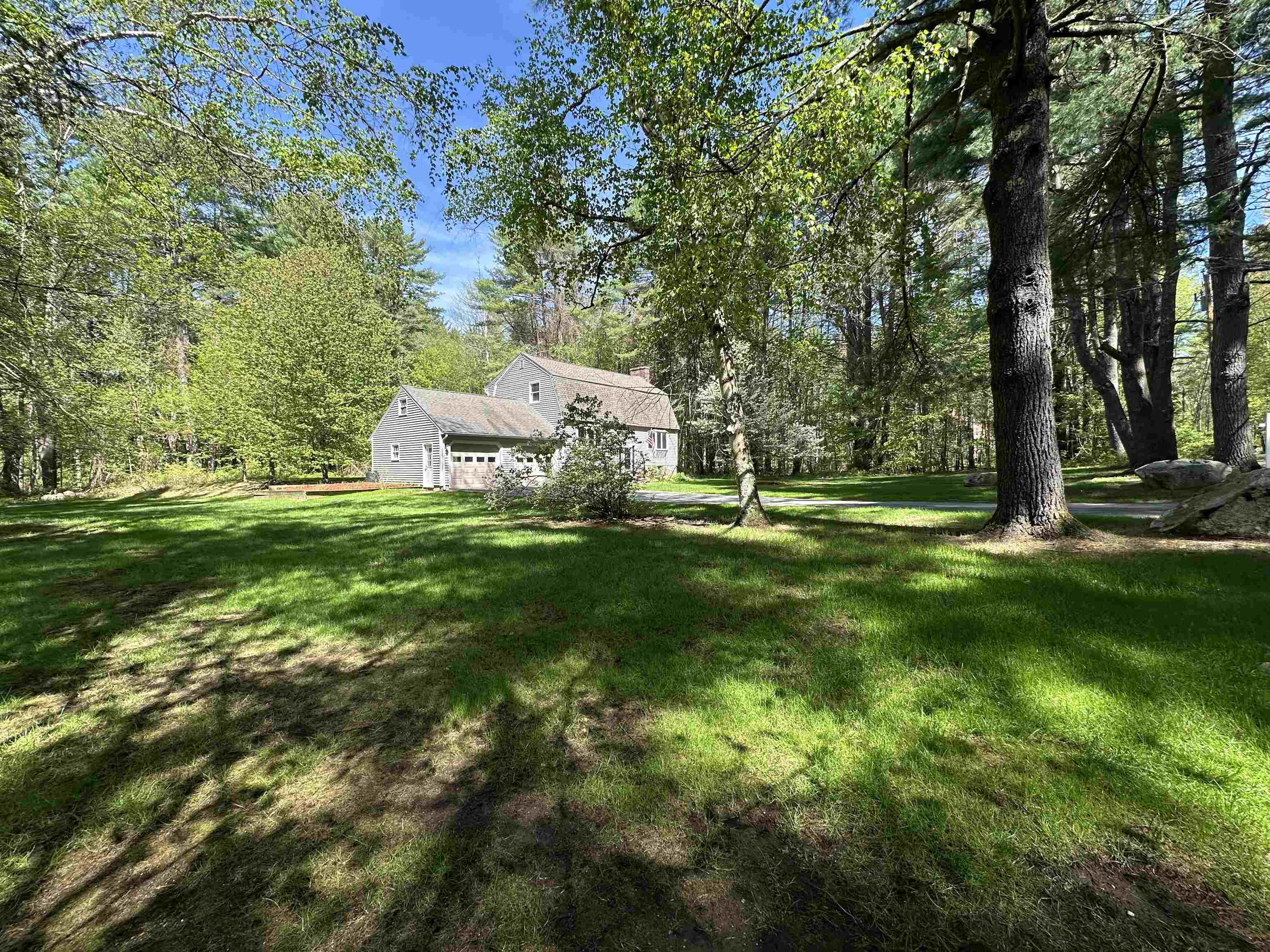 4 Schoolhouse Road