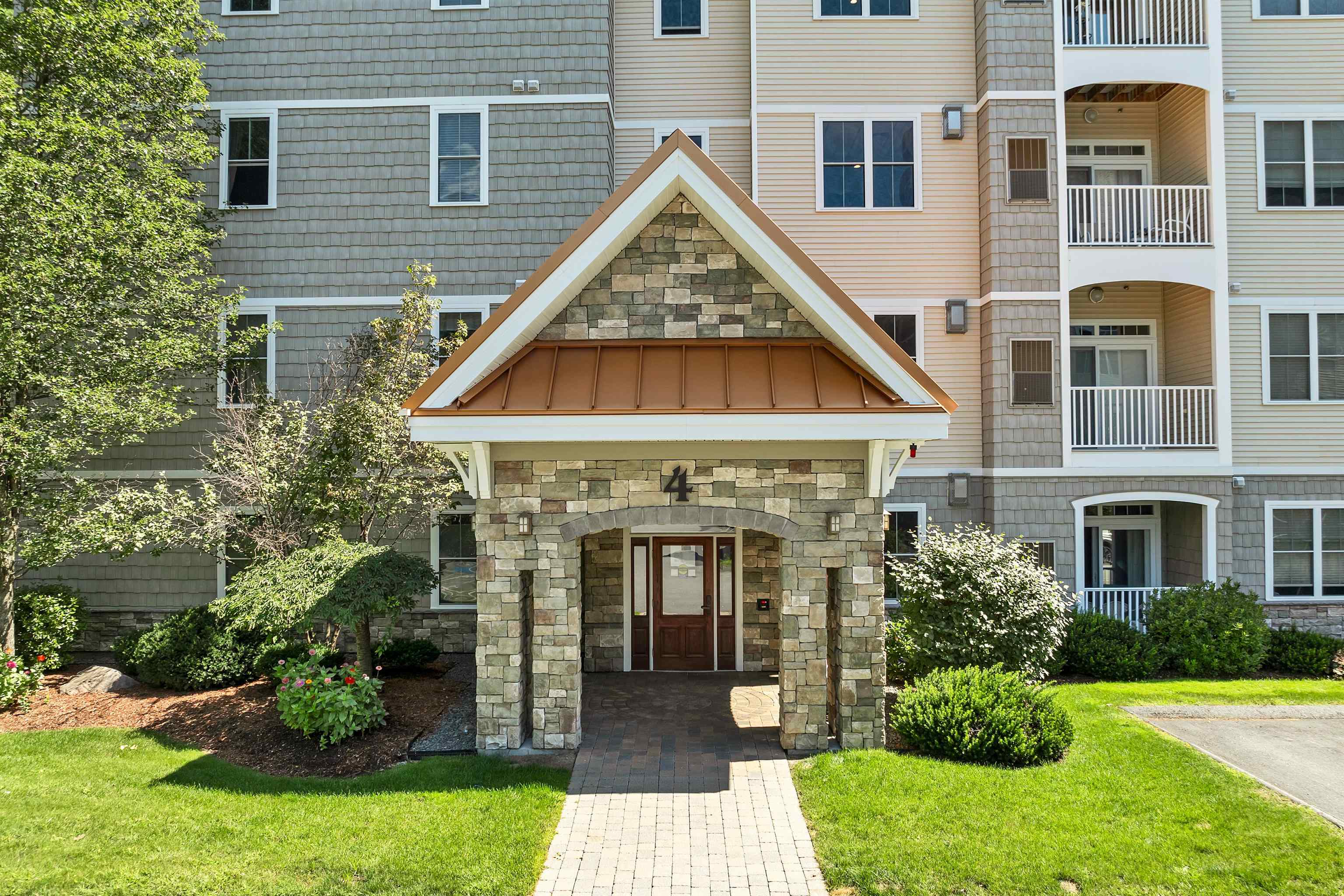 4 Henry David Drive 203